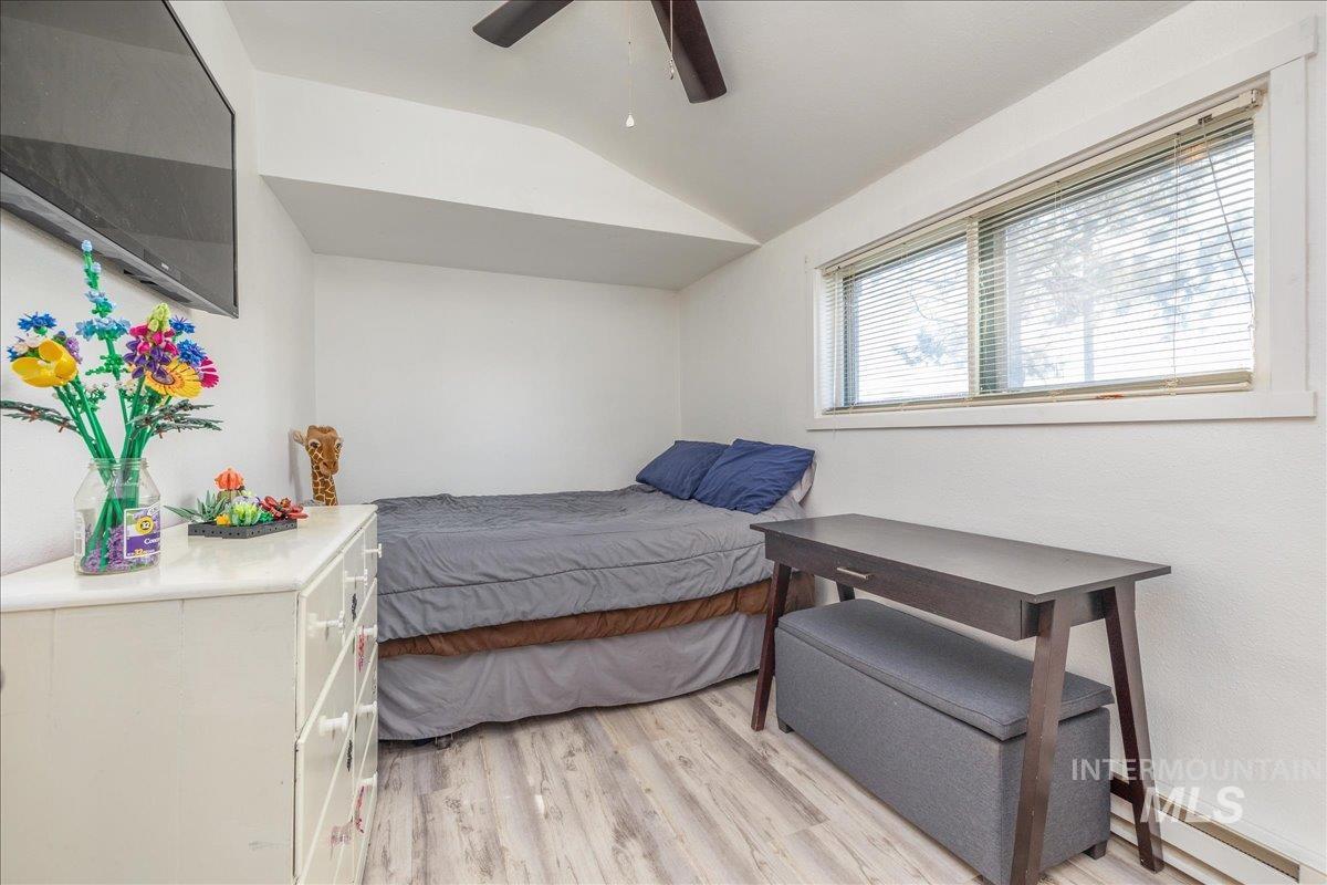 2525 S Johns Avenue, Emmett, Idaho 83617, 3 Bedrooms, 2 Bathrooms, Residential For Sale, Price $660,000, 98977343