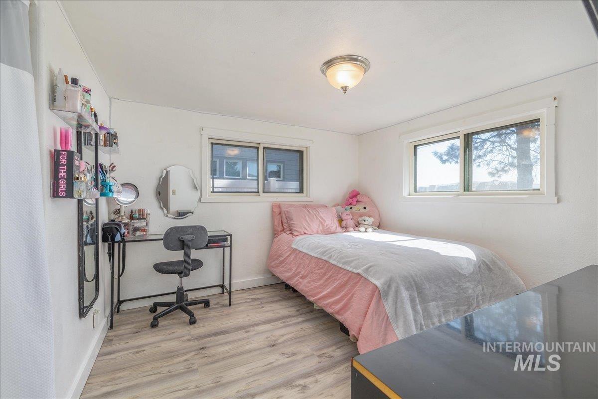 2525 S Johns Avenue, Emmett, Idaho 83617, 3 Bedrooms, 2 Bathrooms, Residential For Sale, Price $660,000, 98977343