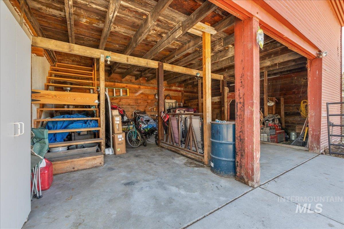 2525 S Johns Avenue, Emmett, Idaho 83617, 3 Bedrooms, 2 Bathrooms, Residential For Sale, Price $660,000, 98977343