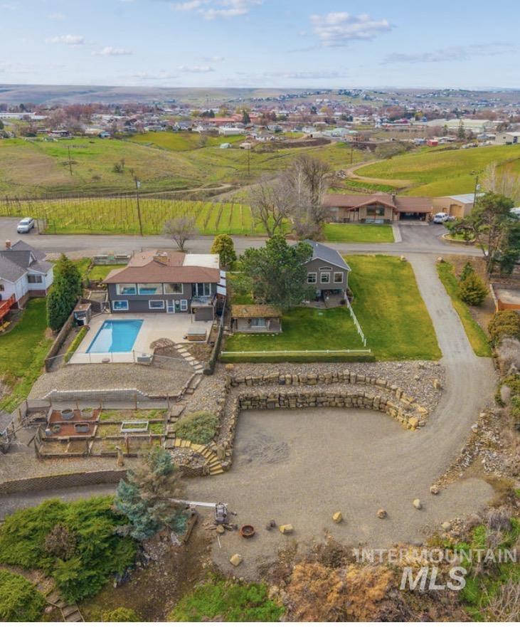 1744 & 1750 Valleyview Drive, Clarkston, Washington 99403, 5 Bedrooms, 3.5 Bathrooms, Residential For Sale, Price $898,000,MLS 98977344