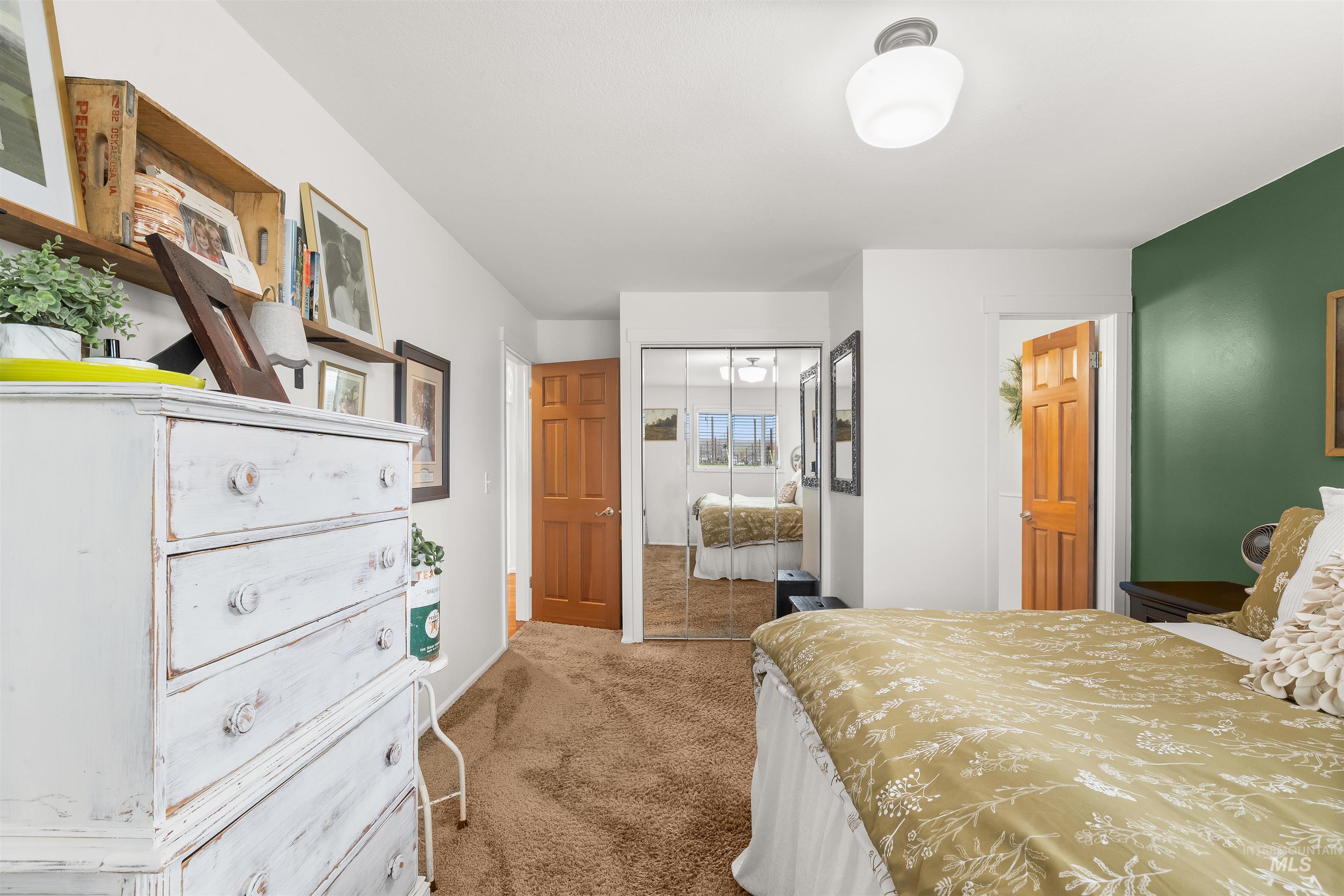 1744 & 1750 Valleyview Drive, Clarkston, Washington 99403, 5 Bedrooms, 3.5 Bathrooms, Residential For Sale, Price $898,000, 98977344