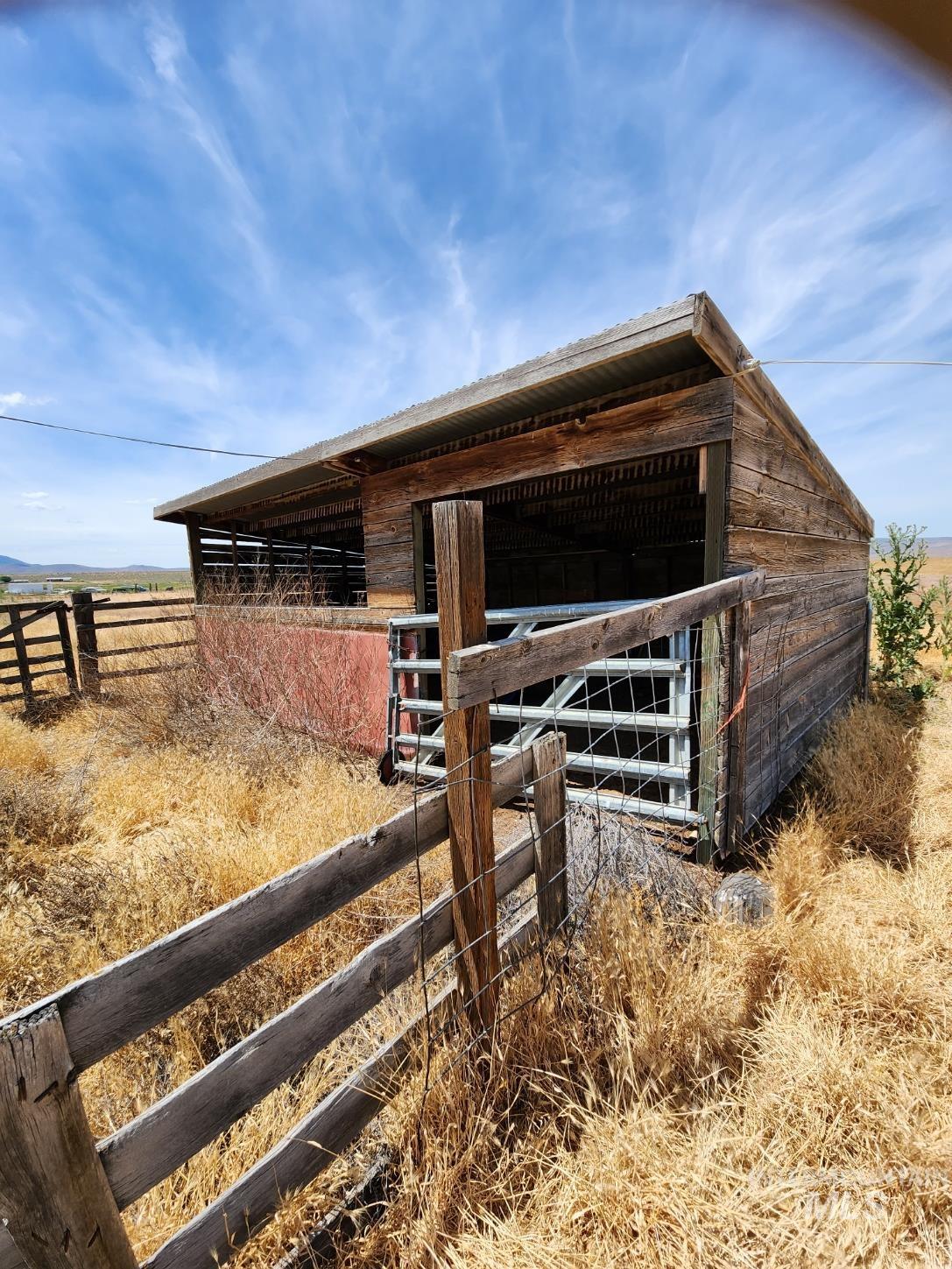 2712 13th Avenue, Vale, Oregon 97909, 3 Bedrooms, 1.5 Bathrooms, Farm & Ranch For Sale, Price $249,000, 98977353