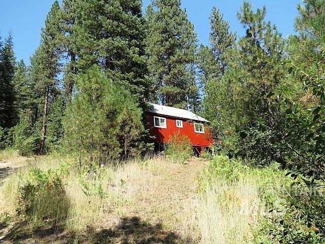 918 Middlefork Rd., Garden Valley, Idaho 83622, 2 Bedrooms, 1 Bathroom, Residential For Sale, Price $325,000,MLS 98977357