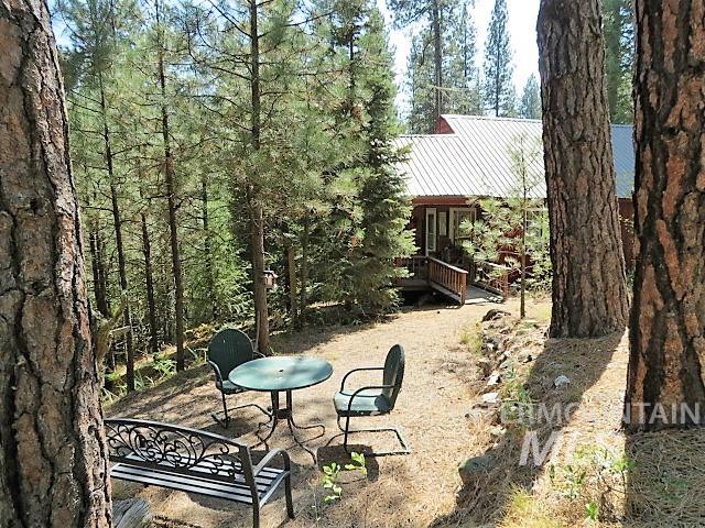 918 Middlefork Rd., Garden Valley, Idaho 83622, 2 Bedrooms, 1 Bathroom, Residential For Sale, Price $325,000,MLS 98977357