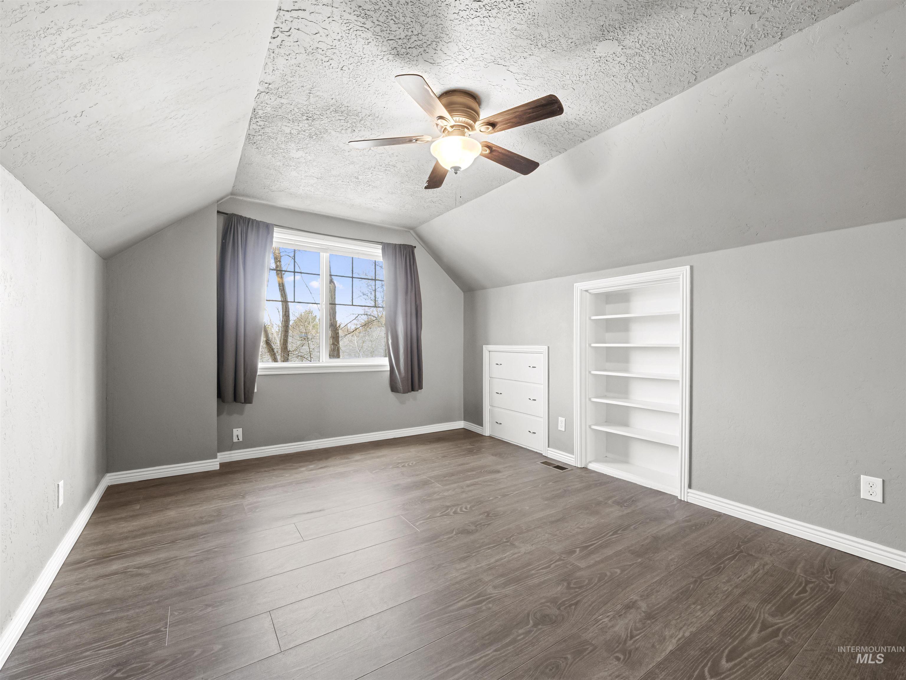 3500 W Overland Road, Boise, Idaho 83705, 5 Bedrooms, Business/Commercial For Sale, Price $569,900, 98977358