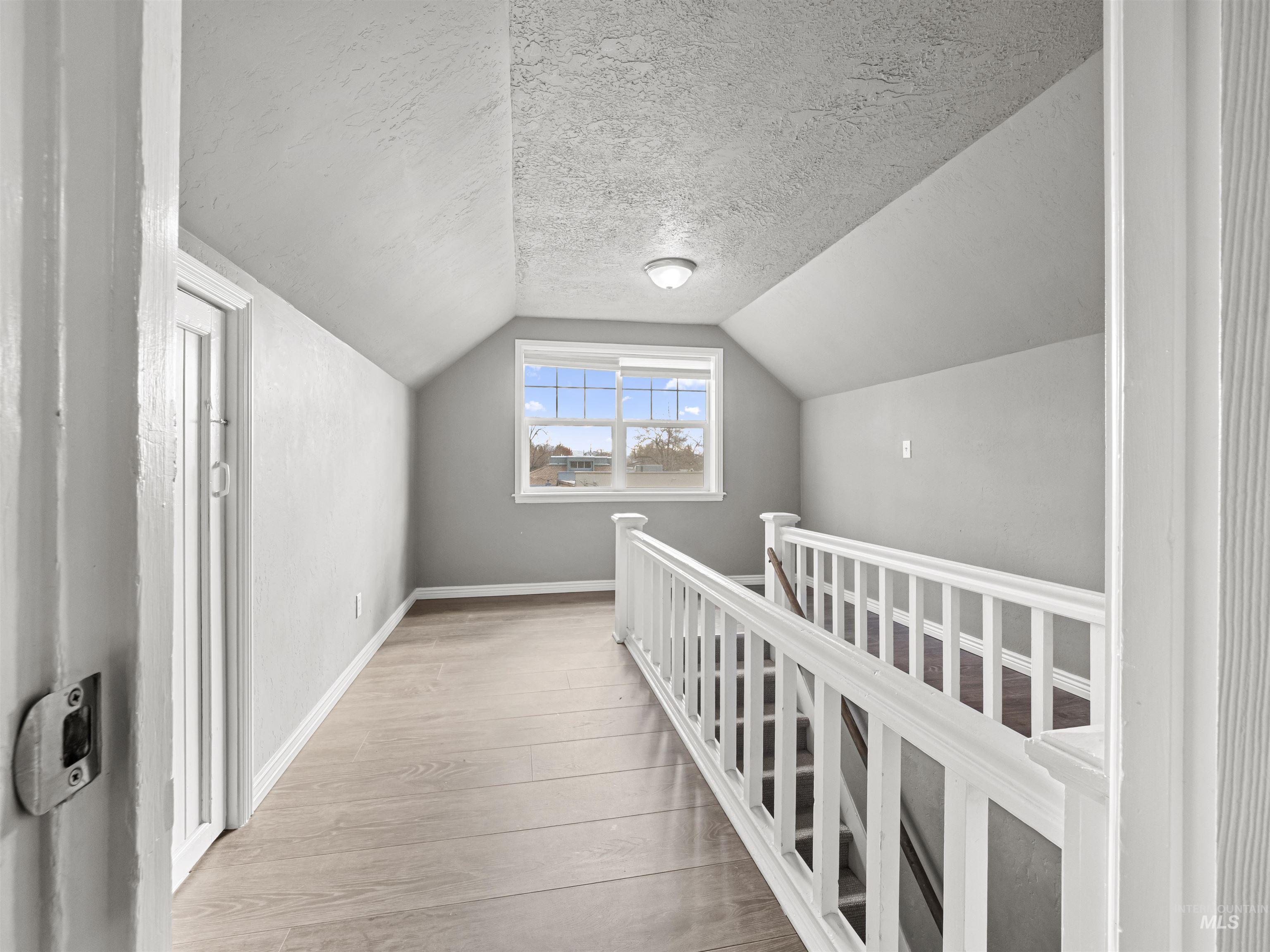 3500 W Overland Road, Boise, Idaho 83705, 5 Bedrooms, Business/Commercial For Sale, Price $569,900, 98977358