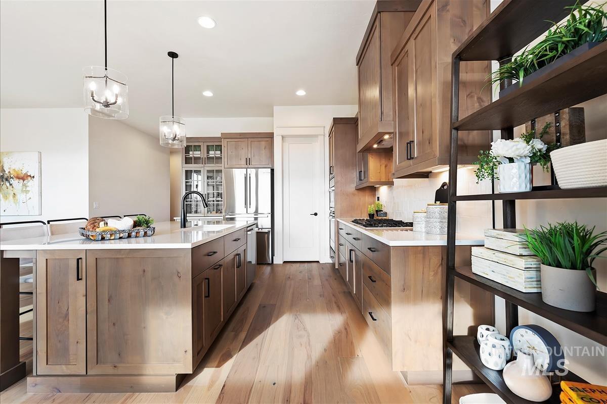 11452 S Saylis Pl, Kuna, Idaho 83634, 3 Bedrooms, 2.5 Bathrooms, Residential For Sale, Price $719,900, 98977365