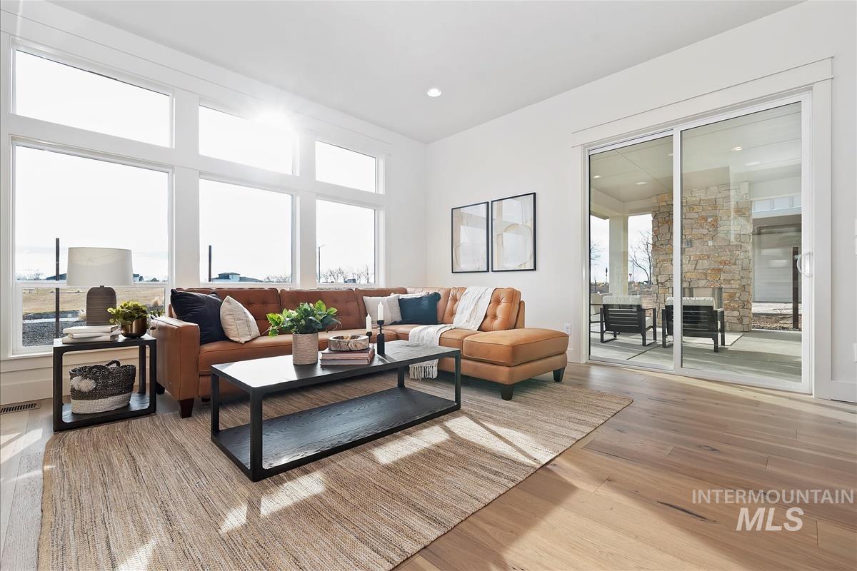 11452 S Saylis Pl, Kuna, Idaho 83634, 3 Bedrooms, 2.5 Bathrooms, Residential For Sale, Price $719,900, 98977365