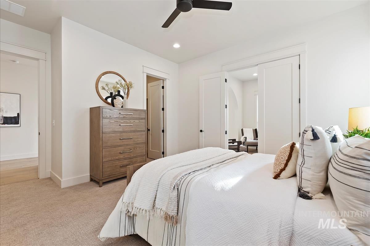 11452 S Saylis Pl, Kuna, Idaho 83634, 3 Bedrooms, 2.5 Bathrooms, Residential For Sale, Price $719,900, 98977365