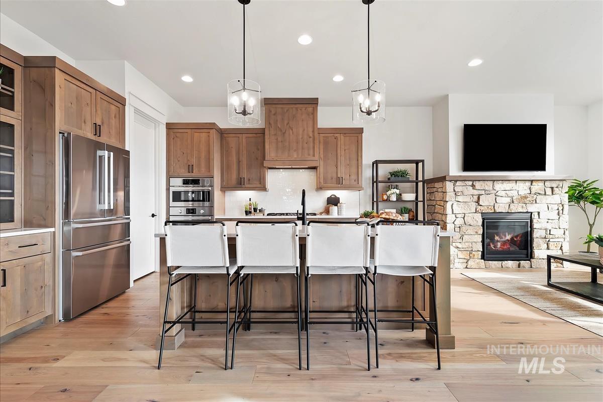 11452 S Saylis Pl, Kuna, Idaho 83634, 3 Bedrooms, 2.5 Bathrooms, Residential For Sale, Price $719,900, 98977365