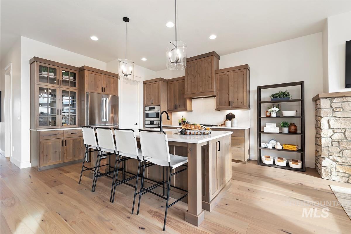 11452 S Saylis Pl, Kuna, Idaho 83634, 3 Bedrooms, 2.5 Bathrooms, Residential For Sale, Price $719,900, 98977365