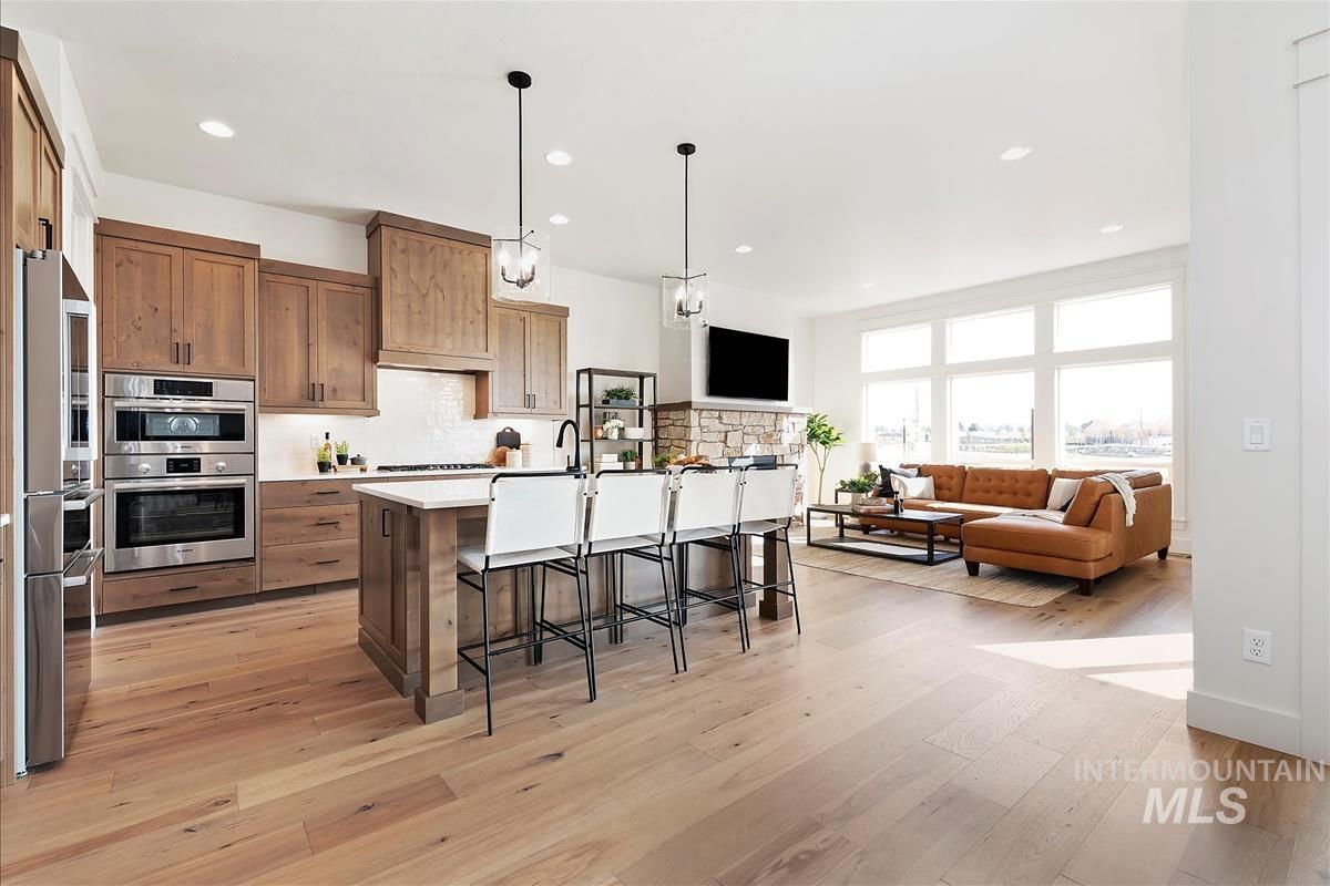 11452 S Saylis Pl, Kuna, Idaho 83634, 3 Bedrooms, 2.5 Bathrooms, Residential For Sale, Price $719,900, 98977365