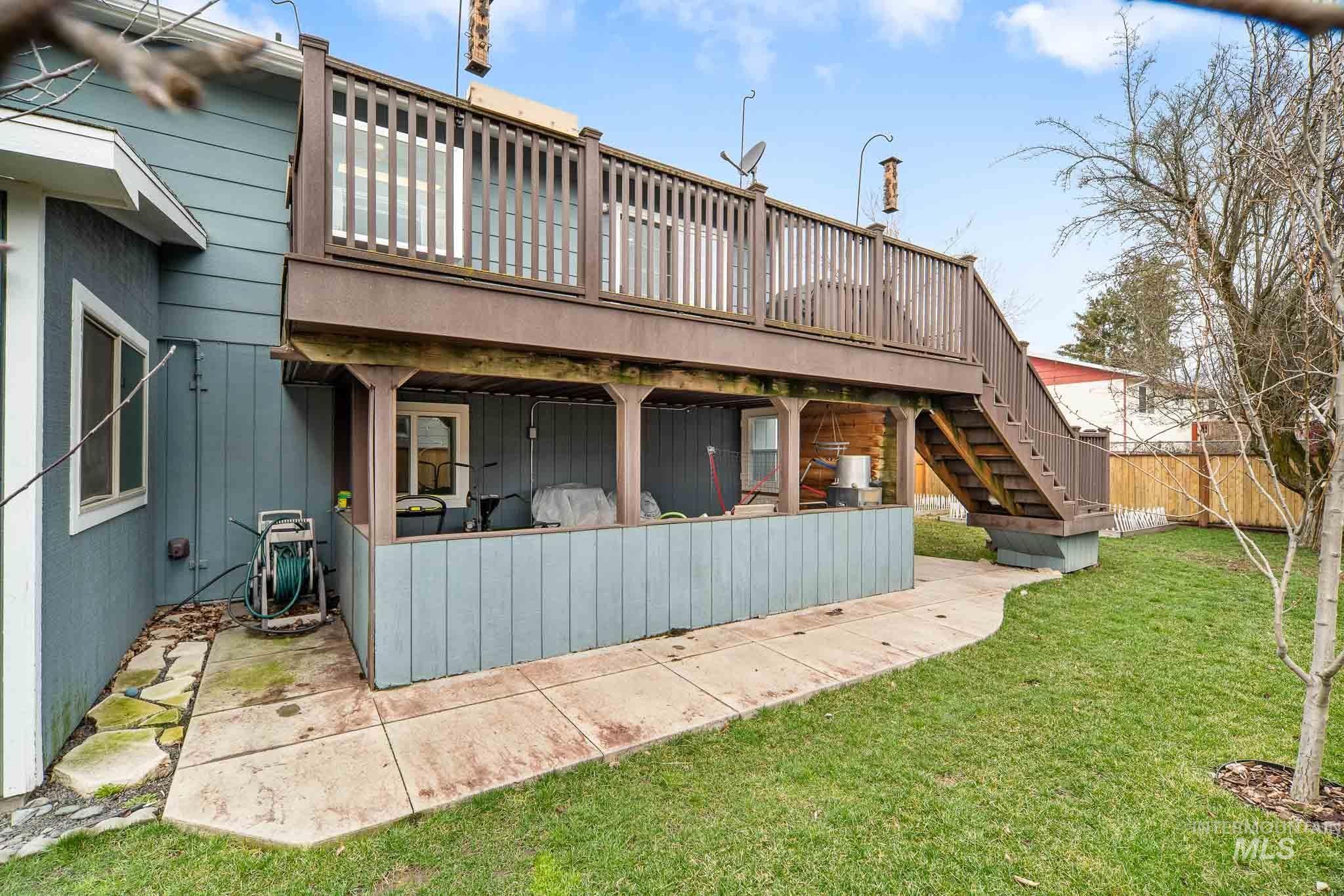 814 Valley View Dr., Moscow, Idaho 83843, 4 Bedrooms, 2 Bathrooms, Residential For Sale, Price $515,000,MLS 98977366