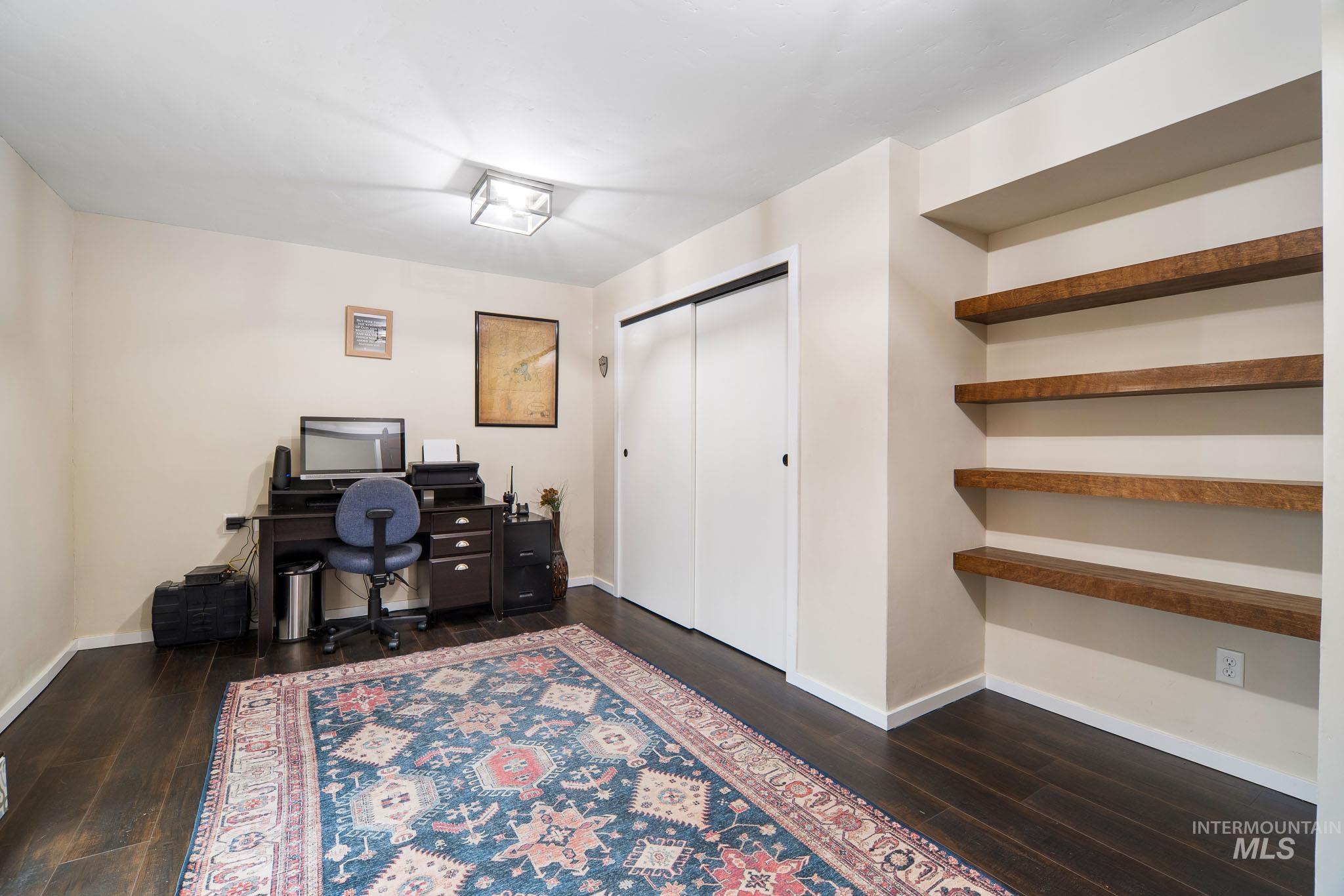 814 Valley View Dr., Moscow, Idaho 83843, 4 Bedrooms, 2 Bathrooms, Residential For Sale, Price $515,000,MLS 98977366