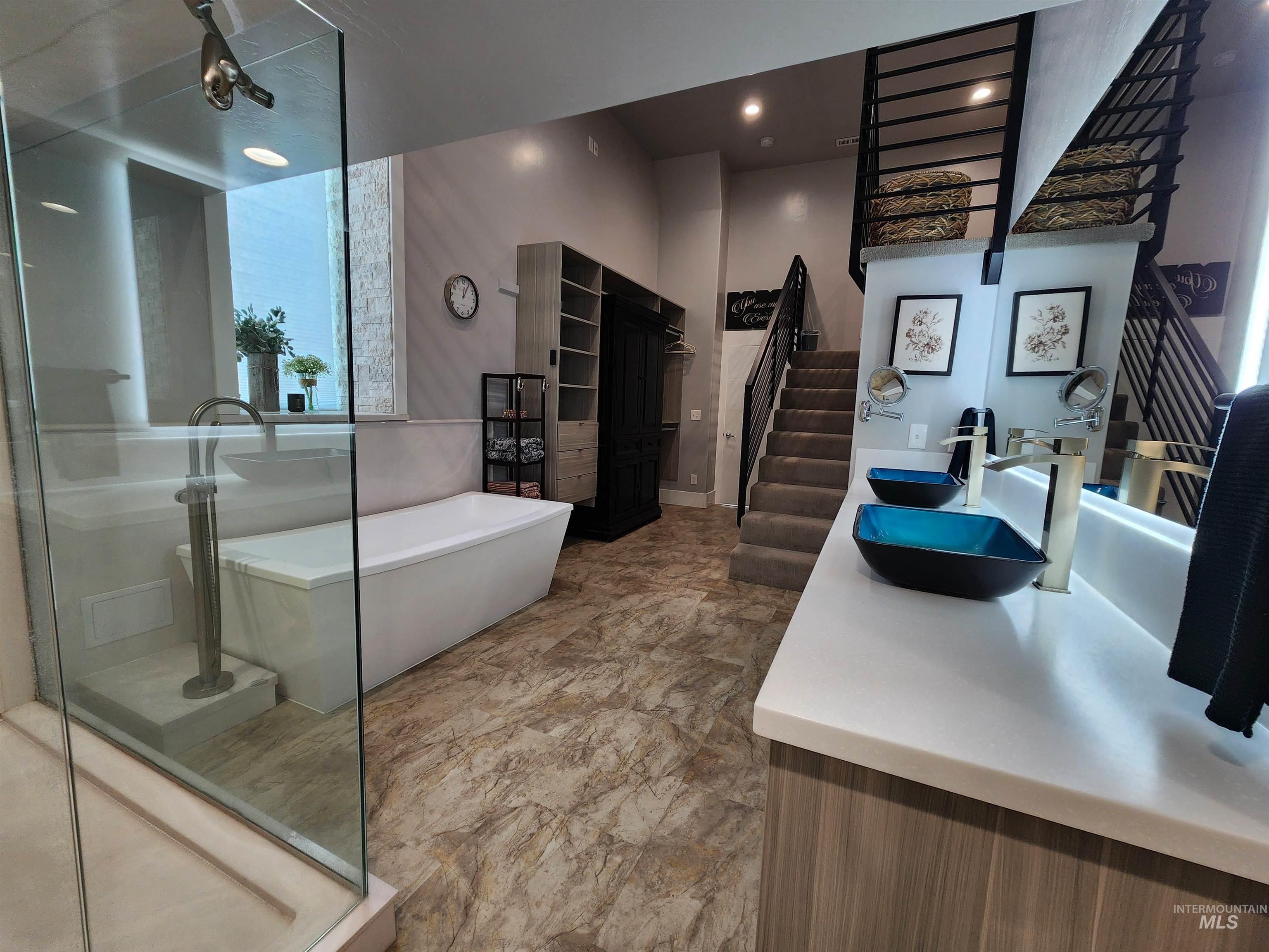 150 W Main St, Oakley, Idaho 83346, 6 Bedrooms, 4 Bathrooms, Residential For Sale, Price $650,000,MLS 98977367