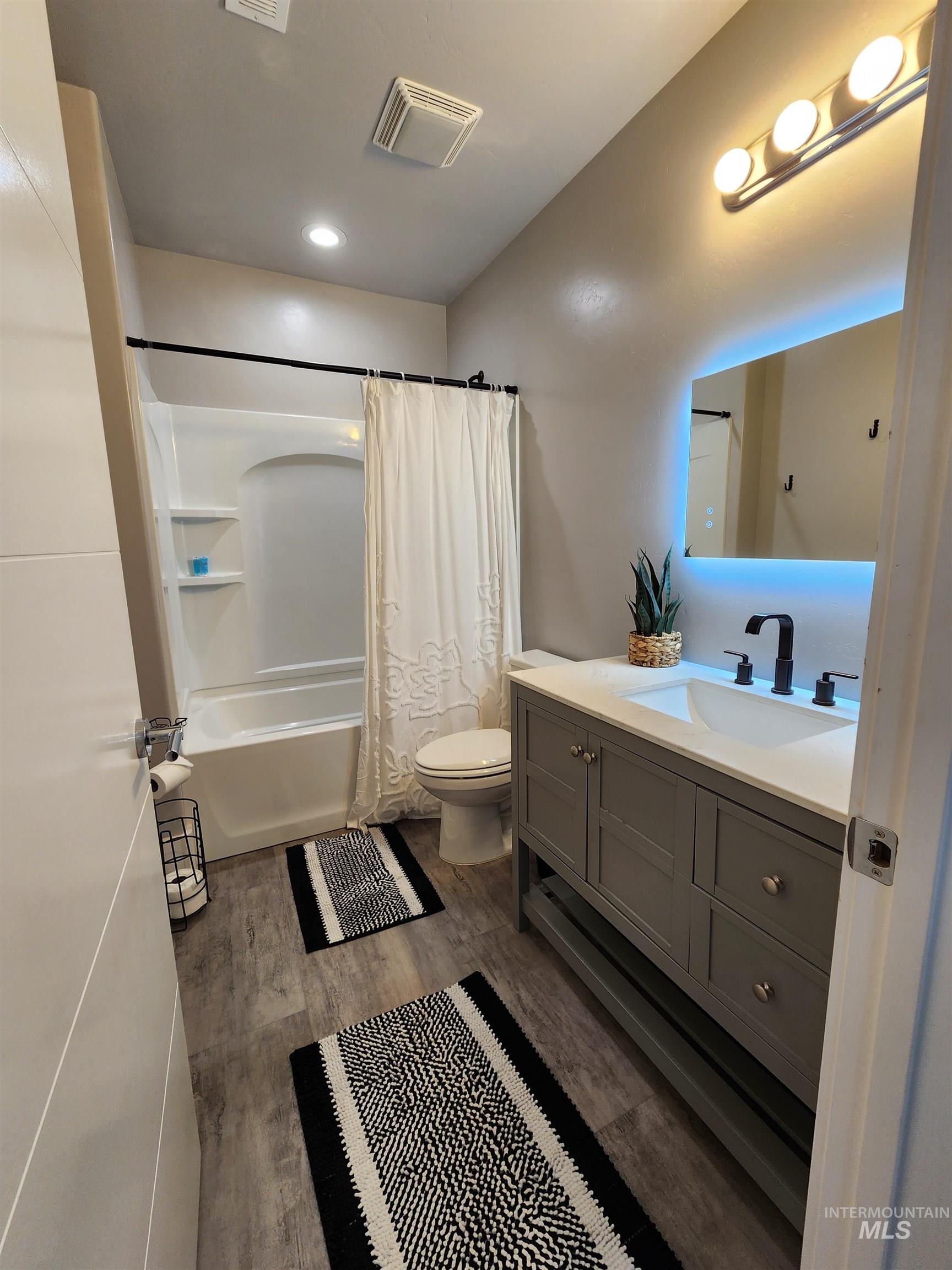 150 W Main St, Oakley, Idaho 83346, 6 Bedrooms, 4 Bathrooms, Residential For Sale, Price $650,000,MLS 98977367