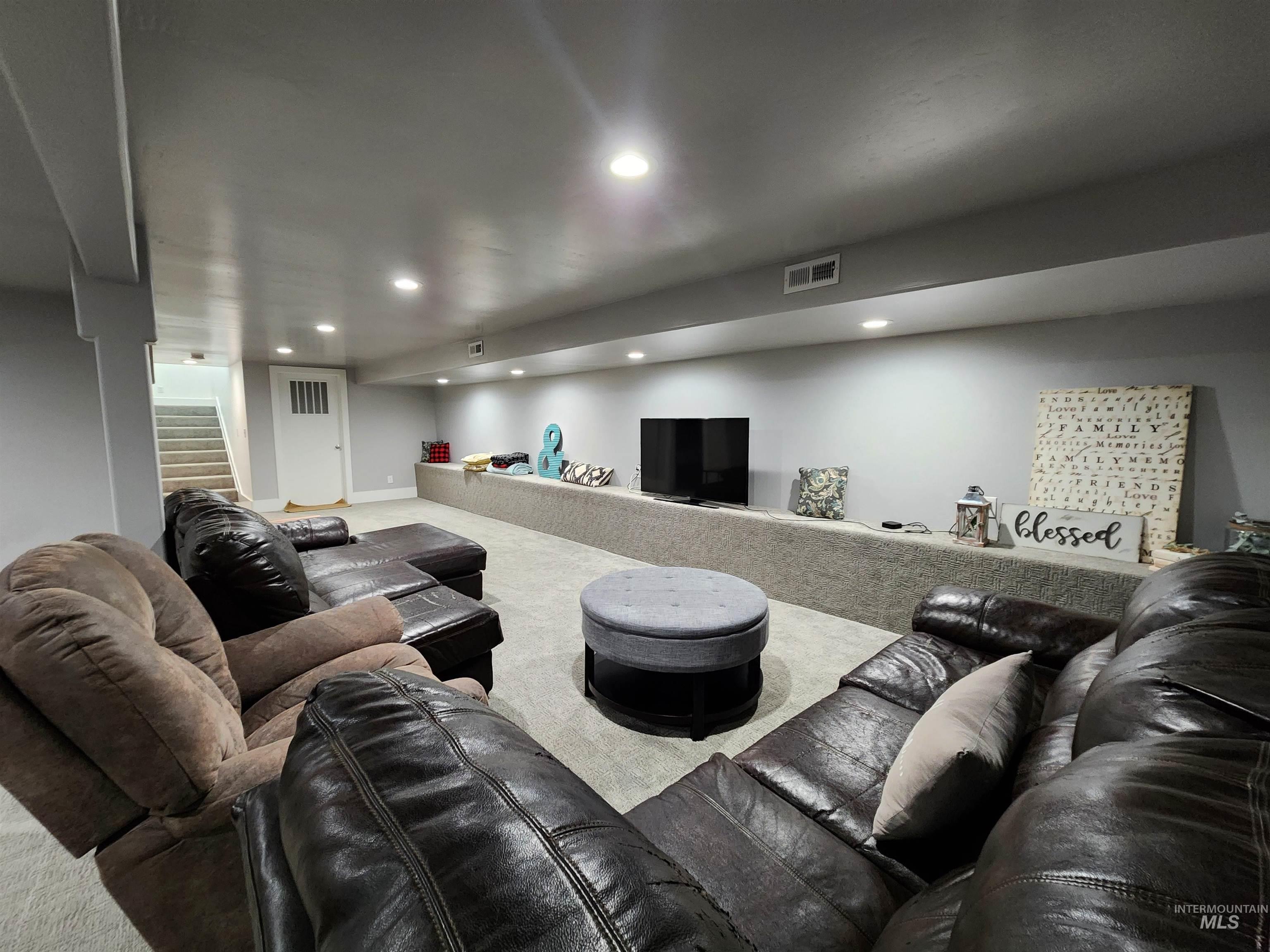 150 W Main St, Oakley, Idaho 83346, 6 Bedrooms, 4 Bathrooms, Residential For Sale, Price $650,000,MLS 98977367