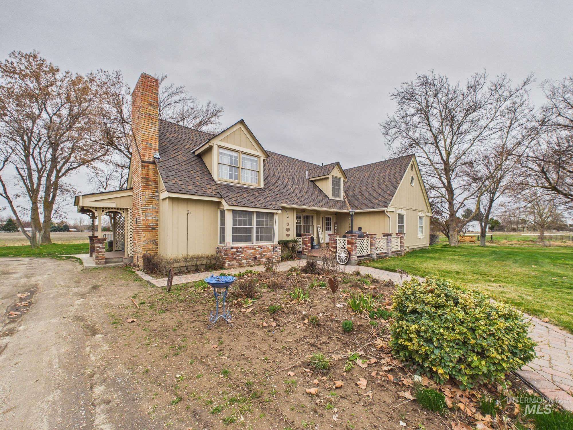 1747 W Central Rd, Emmett, Idaho 83617, 5 Bedrooms, 3.5 Bathrooms, Residential For Sale, Price $1,195,000, 98977368