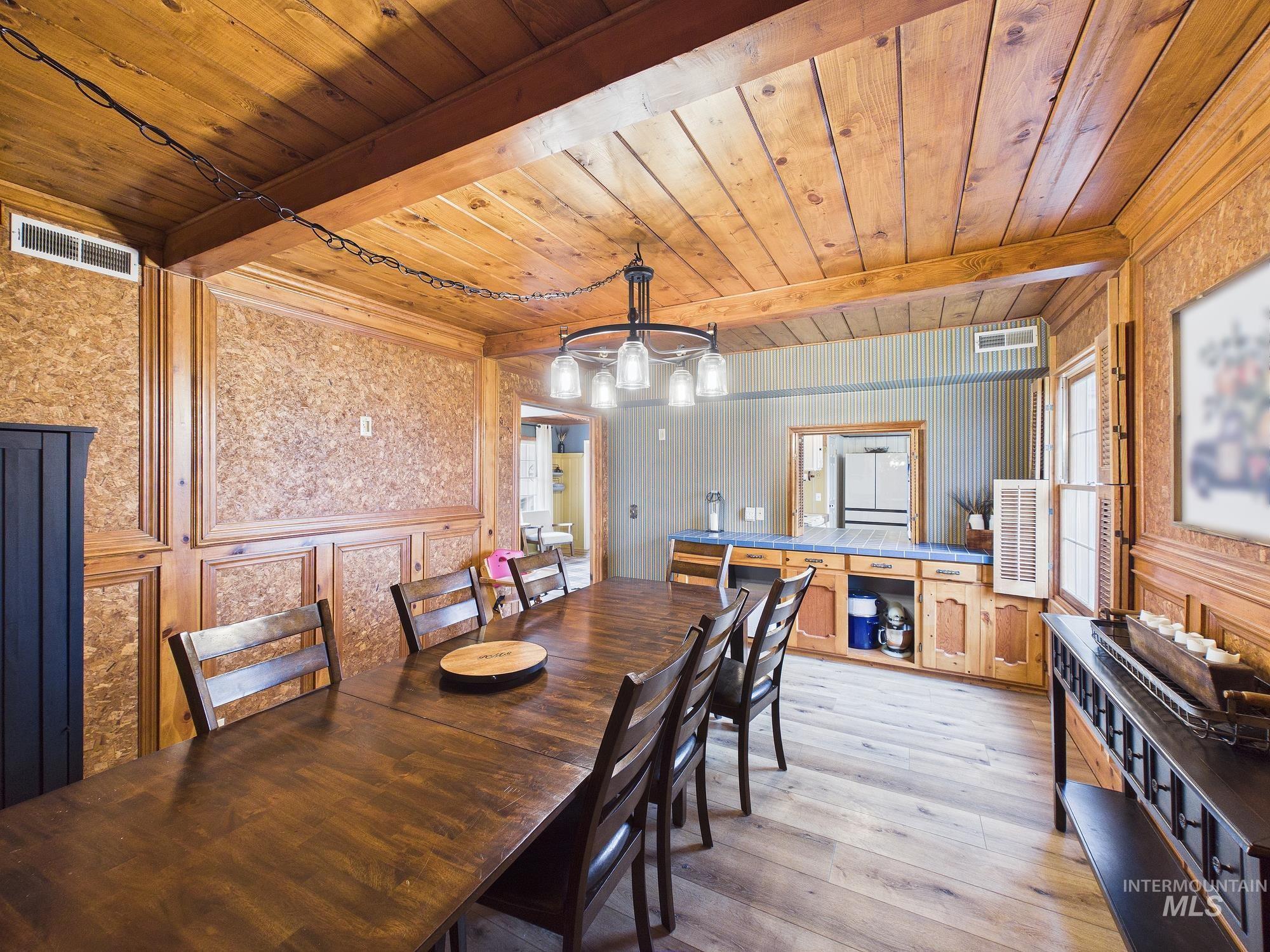 1747 W Central Rd, Emmett, Idaho 83617, 5 Bedrooms, 3.5 Bathrooms, Residential For Sale, Price $1,195,000, 98977368