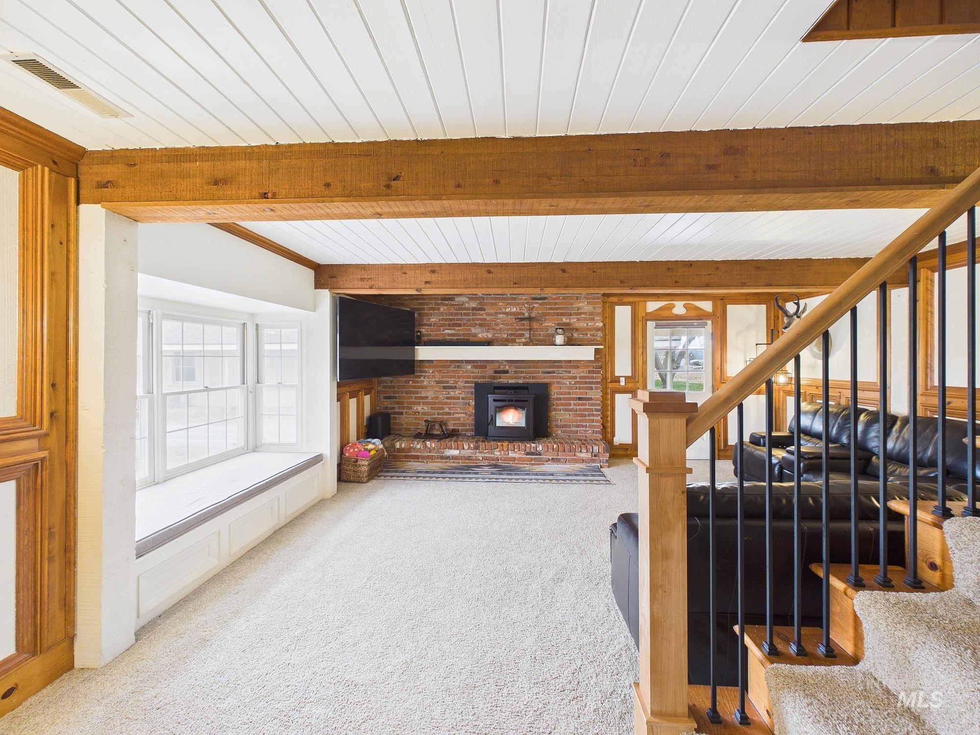 1747 W Central Rd, Emmett, Idaho 83617, 5 Bedrooms, 3.5 Bathrooms, Residential For Sale, Price $1,195,000, 98977368