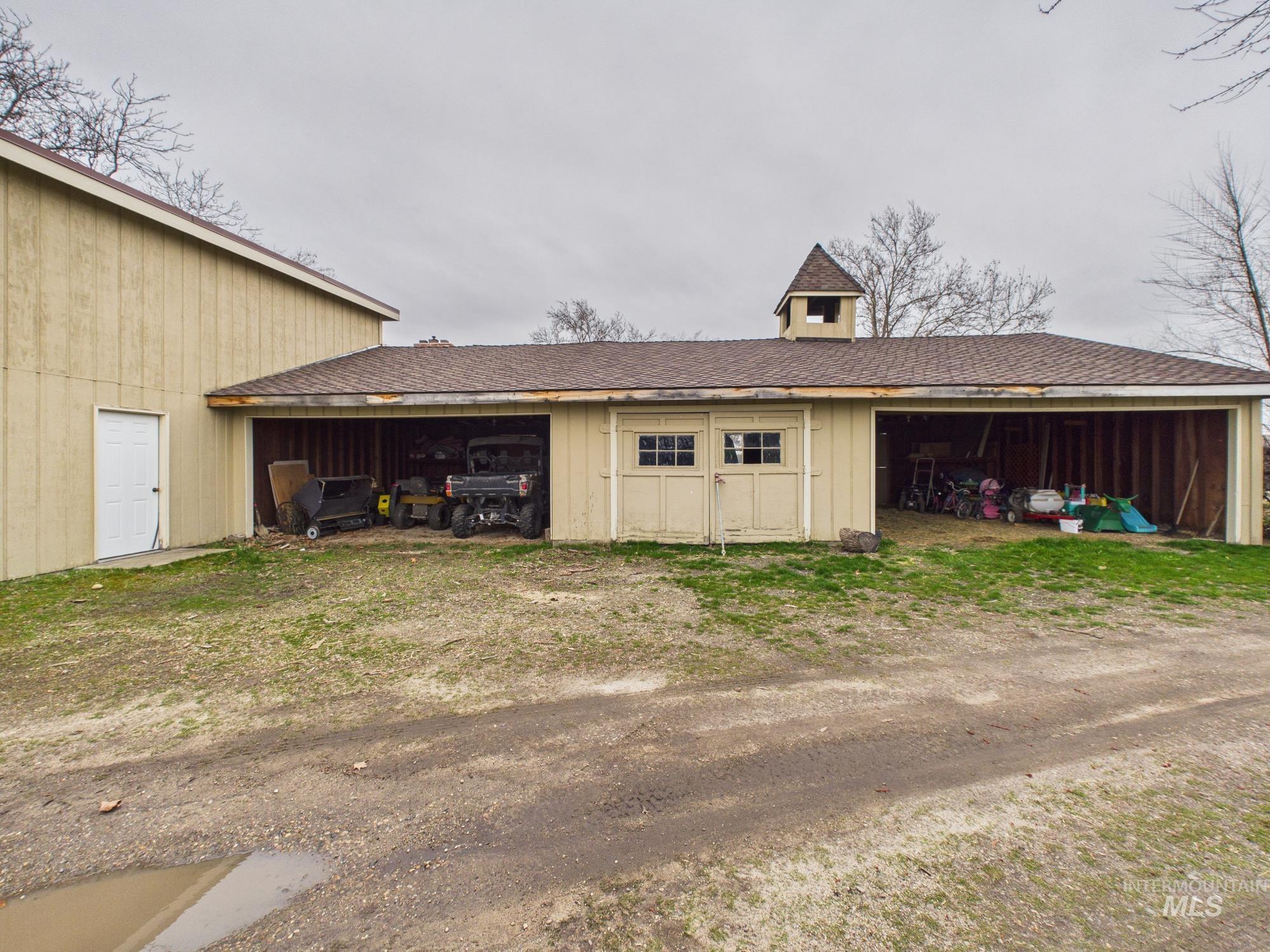 1747 W Central Rd, Emmett, Idaho 83617, 5 Bedrooms, 3.5 Bathrooms, Residential For Sale, Price $1,195,000, 98977368