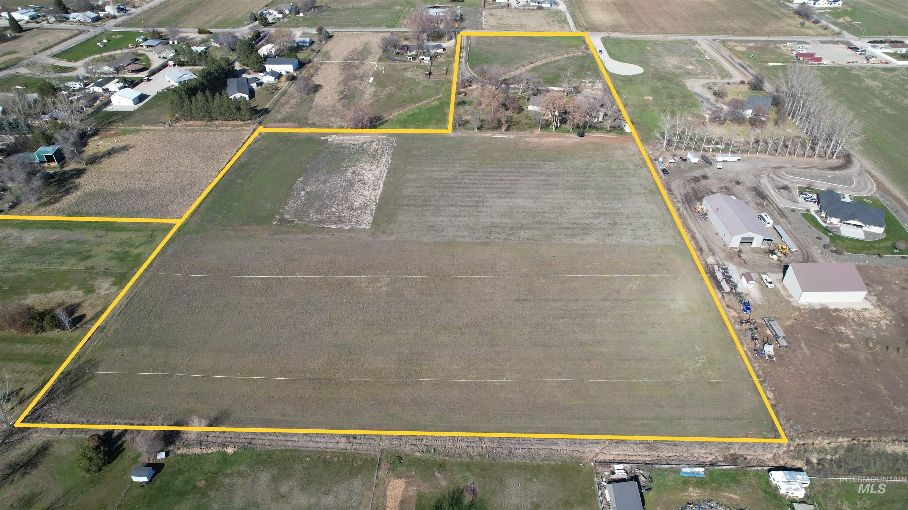 1747 W Central Rd, Emmett, Idaho 83617, 5 Bedrooms, 3.5 Bathrooms, Residential For Sale, Price $1,195,000, 98977368