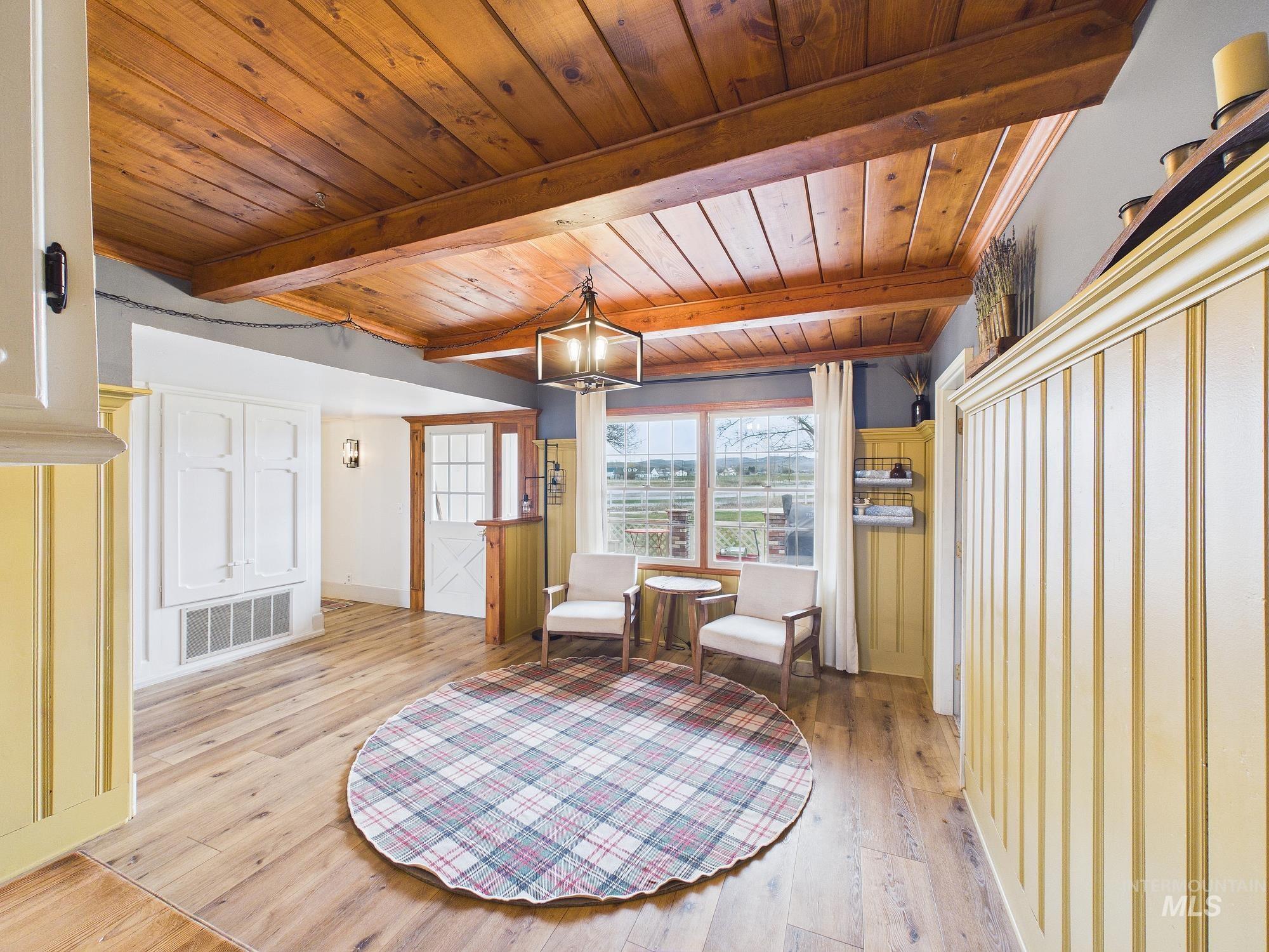 1747 W Central Rd, Emmett, Idaho 83617, 5 Bedrooms, 3.5 Bathrooms, Residential For Sale, Price $1,195,000, 98977368