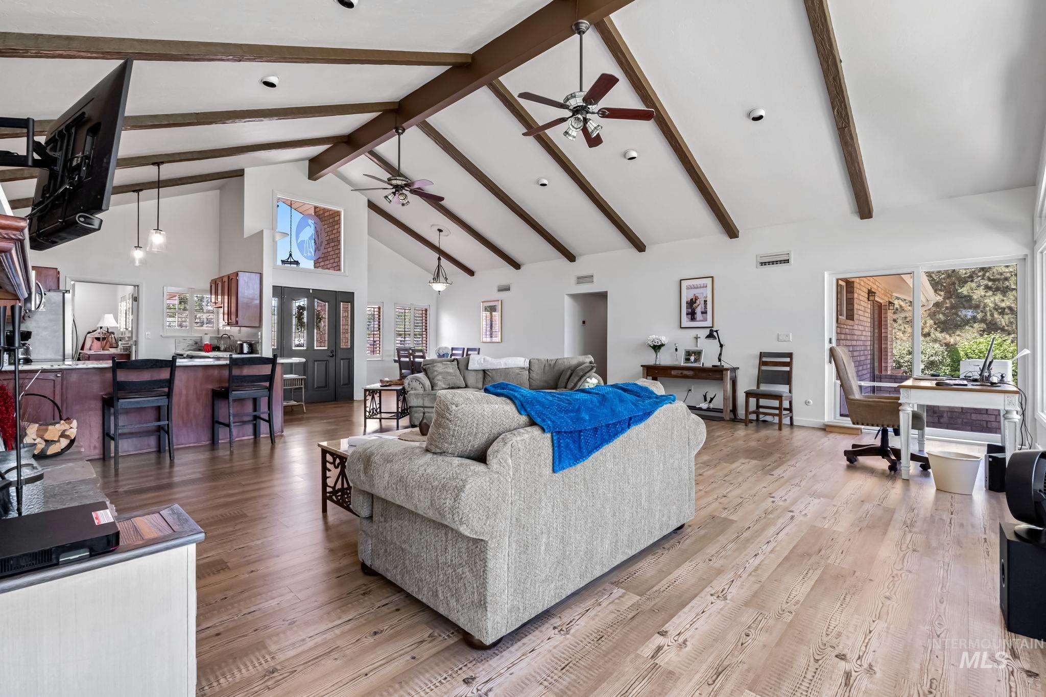 4525 Kanaka Ct., Buhl, Idaho 83316, 3 Bedrooms, 4 Bathrooms, Residential For Sale, Price $694,900, 98977369