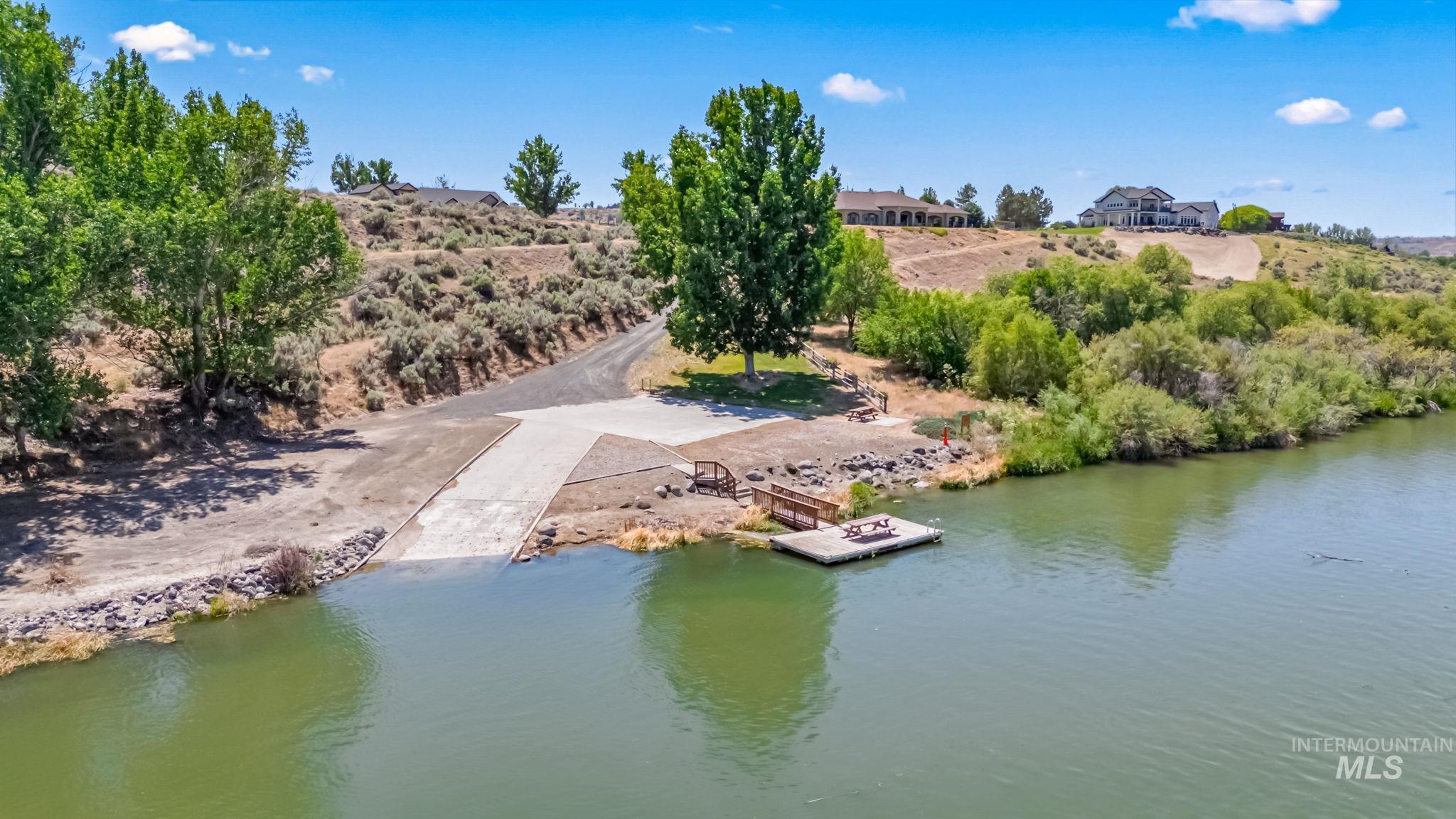 4525 Kanaka Ct., Buhl, Idaho 83316, 3 Bedrooms, 4 Bathrooms, Residential For Sale, Price $694,900, 98977369