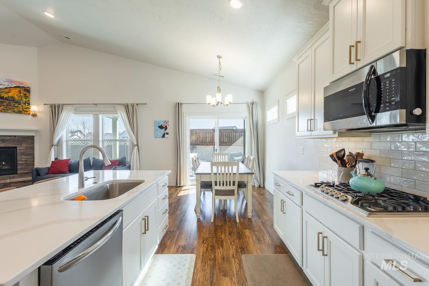 3094 N Greengate Way, Star, Idaho 83669, 3 Bedrooms, 2 Bathrooms, Residential For Sale, Price $565,000, 98977373