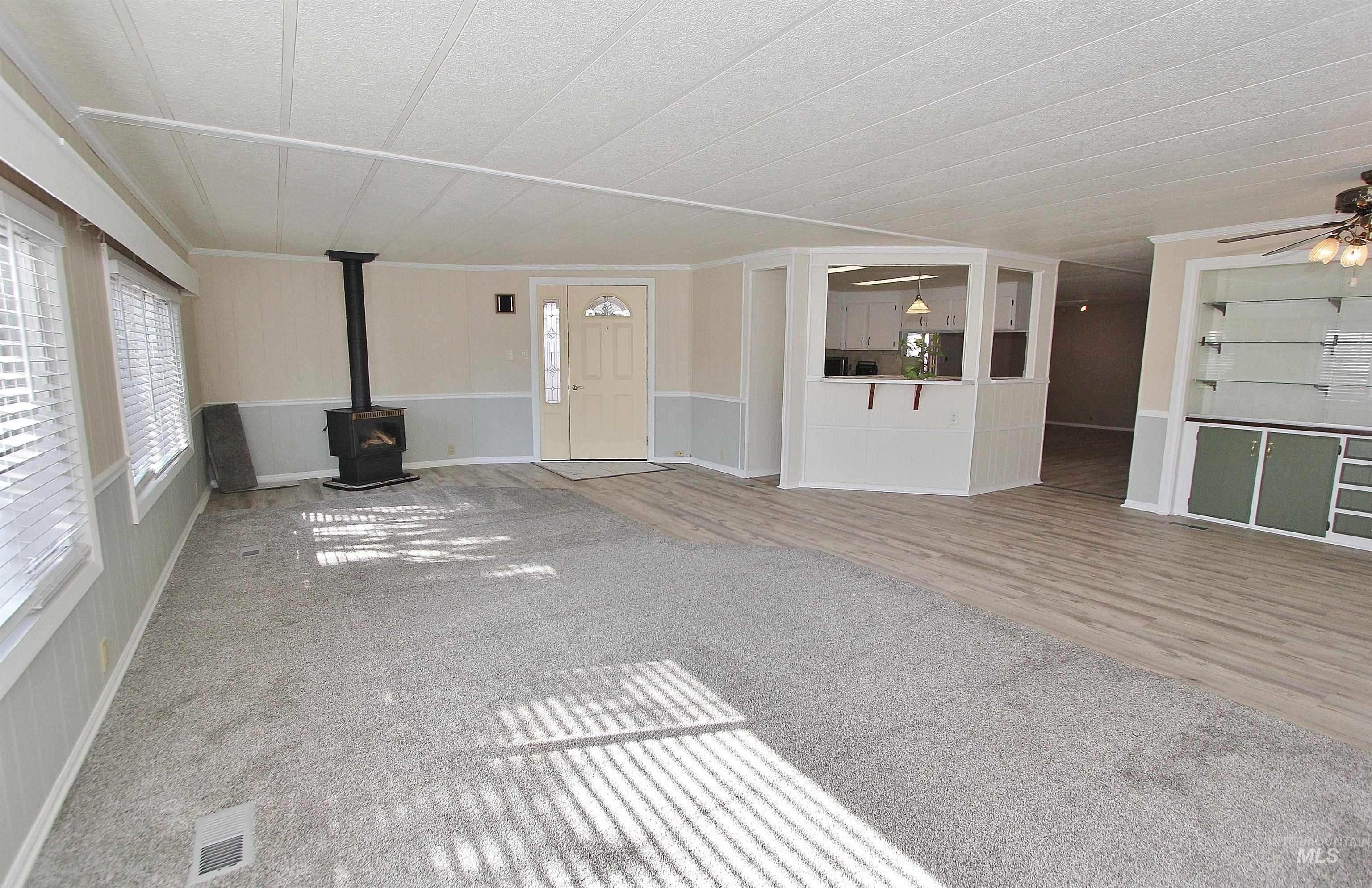 5651 Sudley Lane, Garden City, Idaho 83714, 3 Bedrooms, 2 Bathrooms, Residential For Sale, Price $179,000, 98977374