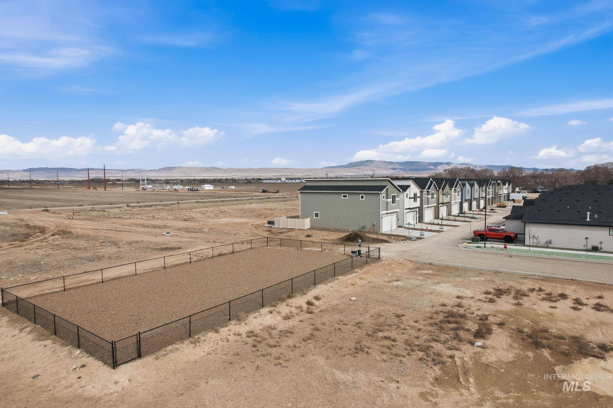 1940 NW Strahorn Dr., Mountain Home, Idaho 83647, 3 Bedrooms, 2.5 Bathrooms, Residential For Sale, Price $339,900,MLS 98977375