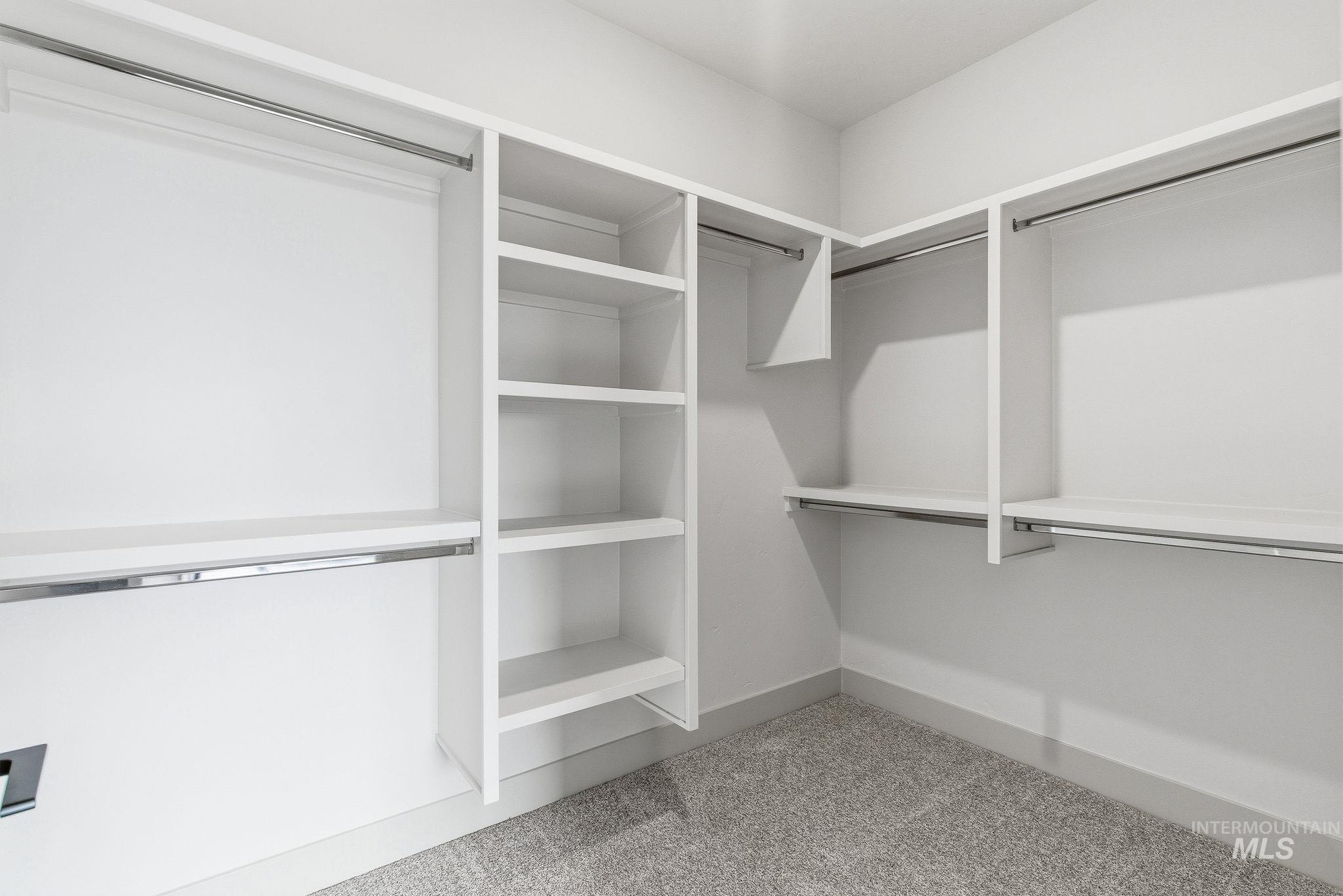 1950 NW Strahorn Dr., Mountain Home, Idaho 83647, 3 Bedrooms, 2.5 Bathrooms, Residential For Sale, Price $339,900,MLS 98977380