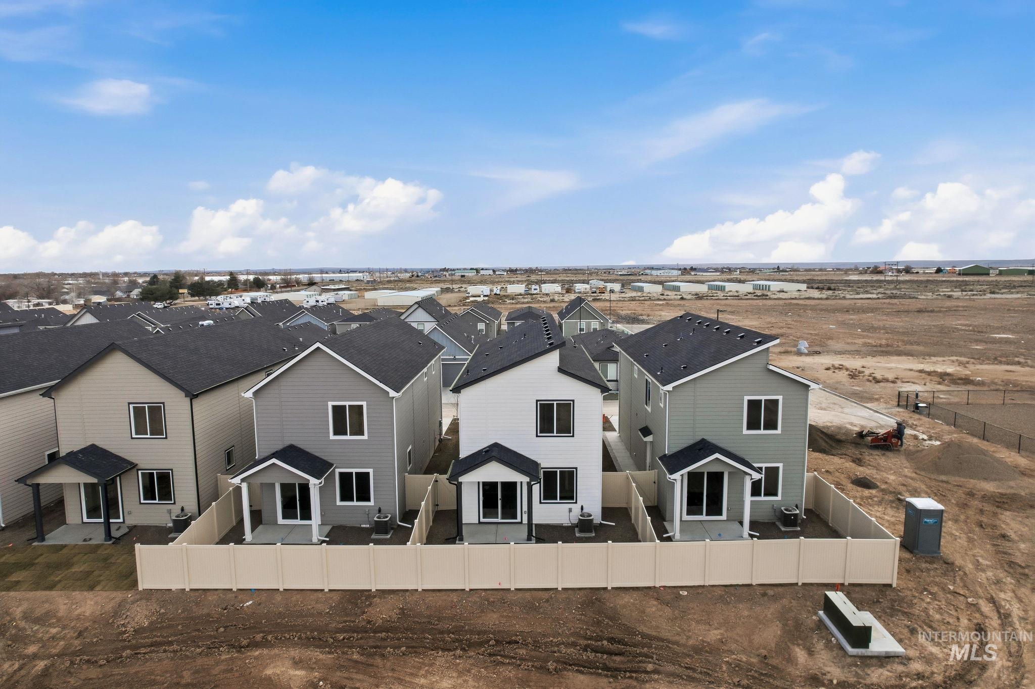 1950 NW Strahorn Dr., Mountain Home, Idaho 83647, 3 Bedrooms, 2.5 Bathrooms, Residential For Sale, Price $339,900,MLS 98977380