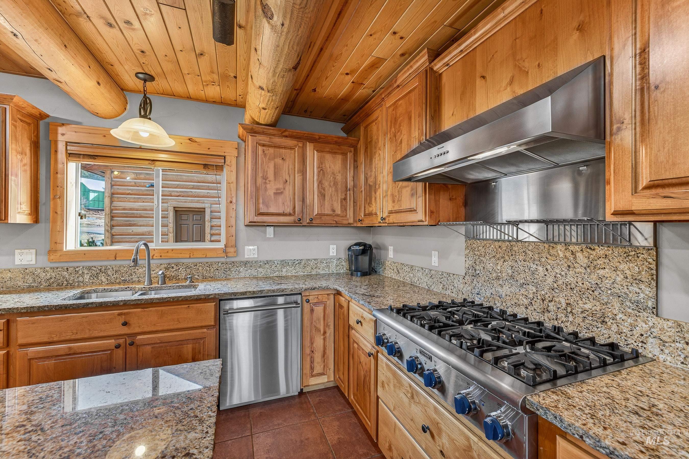 3818 Osprey Circle, New Meadows, Idaho 83654, 3 Bedrooms, 3 Bathrooms, Residential For Sale, Price $1,295,000, 98977382