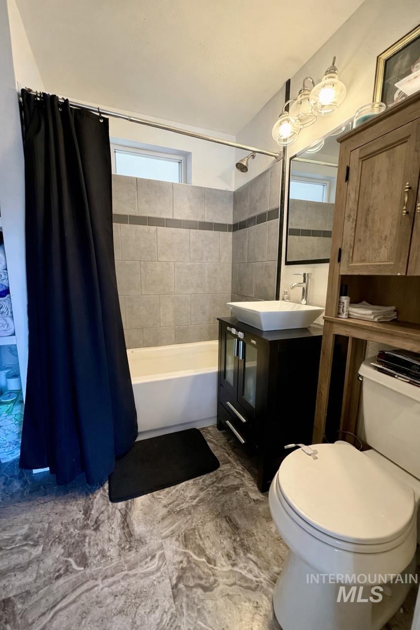 403 N Kirby, Kendrick, Idaho 83537, 4 Bedrooms, 1 Bathroom, Residential For Sale, Price $279,000, 98977383