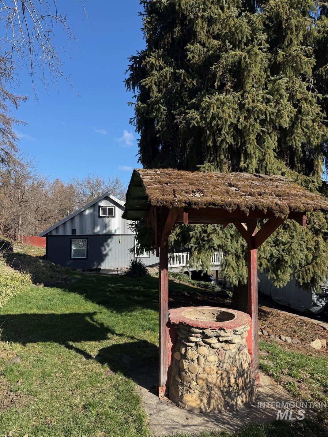 403 N Kirby, Kendrick, Idaho 83537, 4 Bedrooms, 1 Bathroom, Residential For Sale, Price $279,000, 98977383