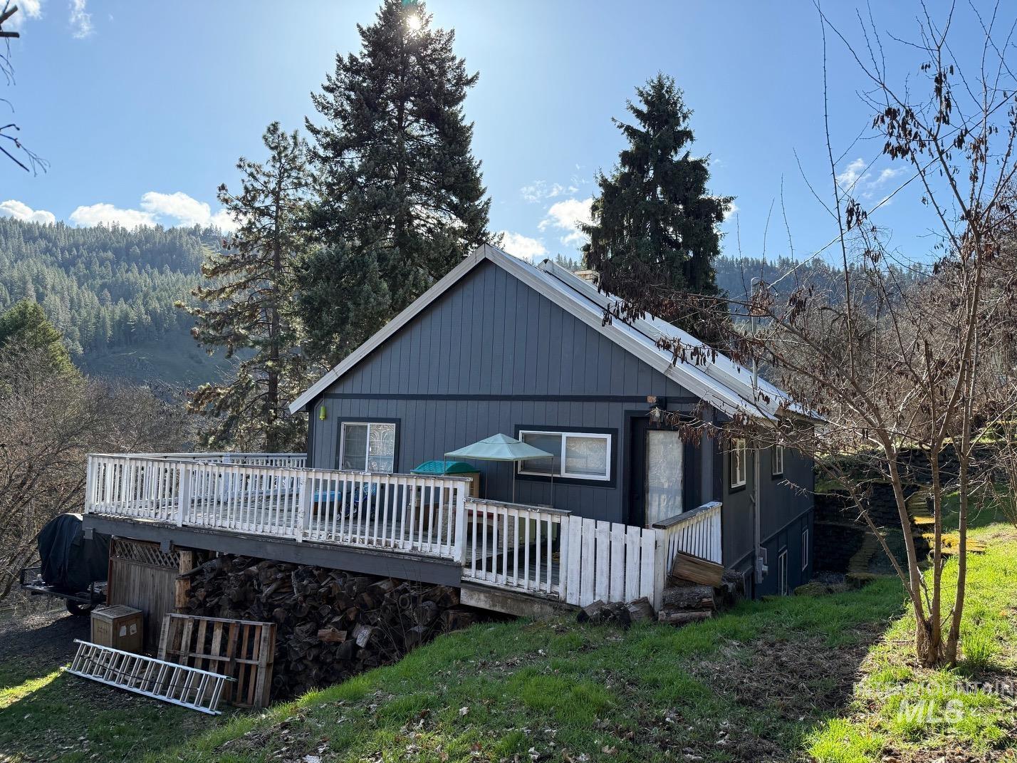 403 N Kirby, Kendrick, Idaho 83537, 4 Bedrooms, 1 Bathroom, Residential For Sale, Price $279,000, 98977383