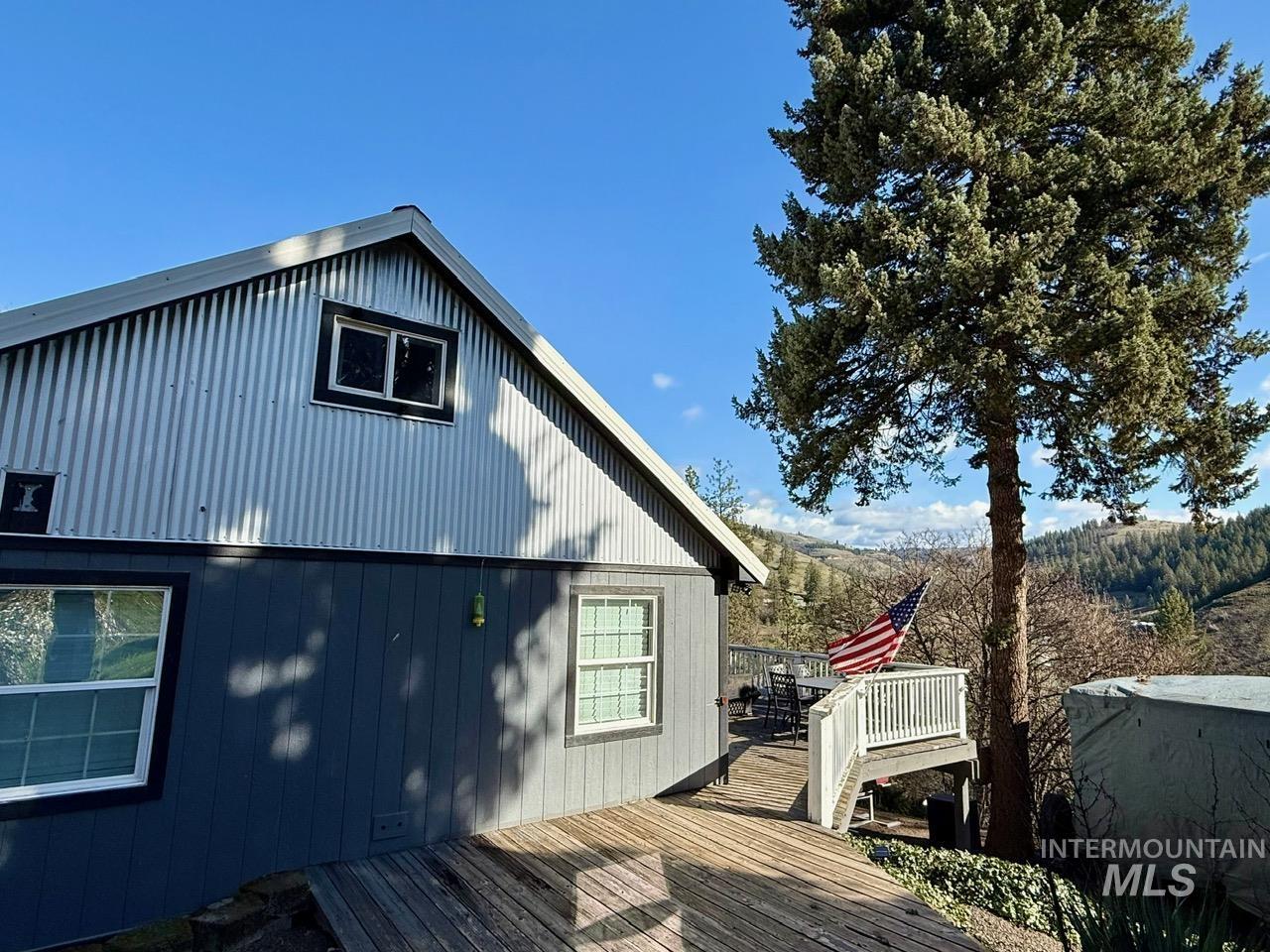 403 N Kirby, Kendrick, Idaho 83537, 4 Bedrooms, 1 Bathroom, Residential For Sale, Price $279,000, 98977383