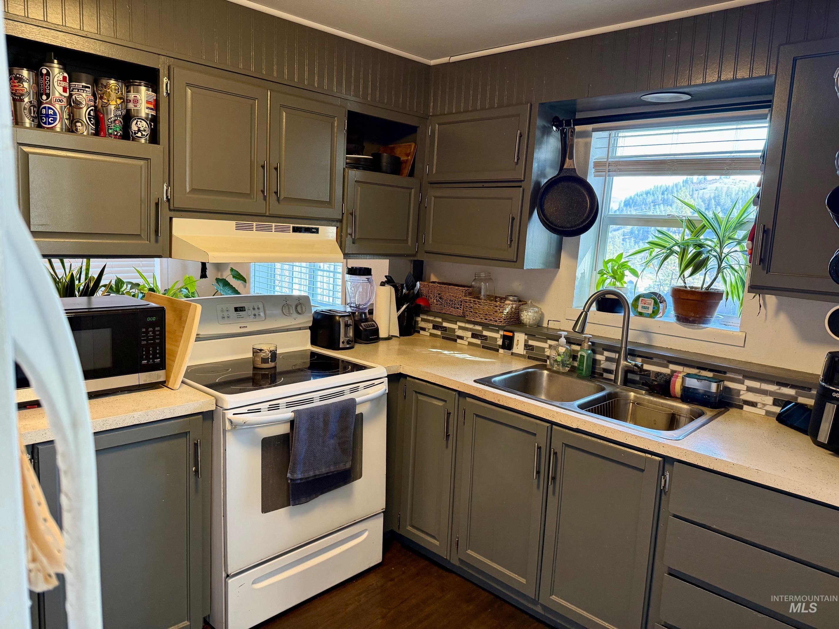 403 N Kirby, Kendrick, Idaho 83537, 4 Bedrooms, 1 Bathroom, Residential For Sale, Price $279,000, 98977383