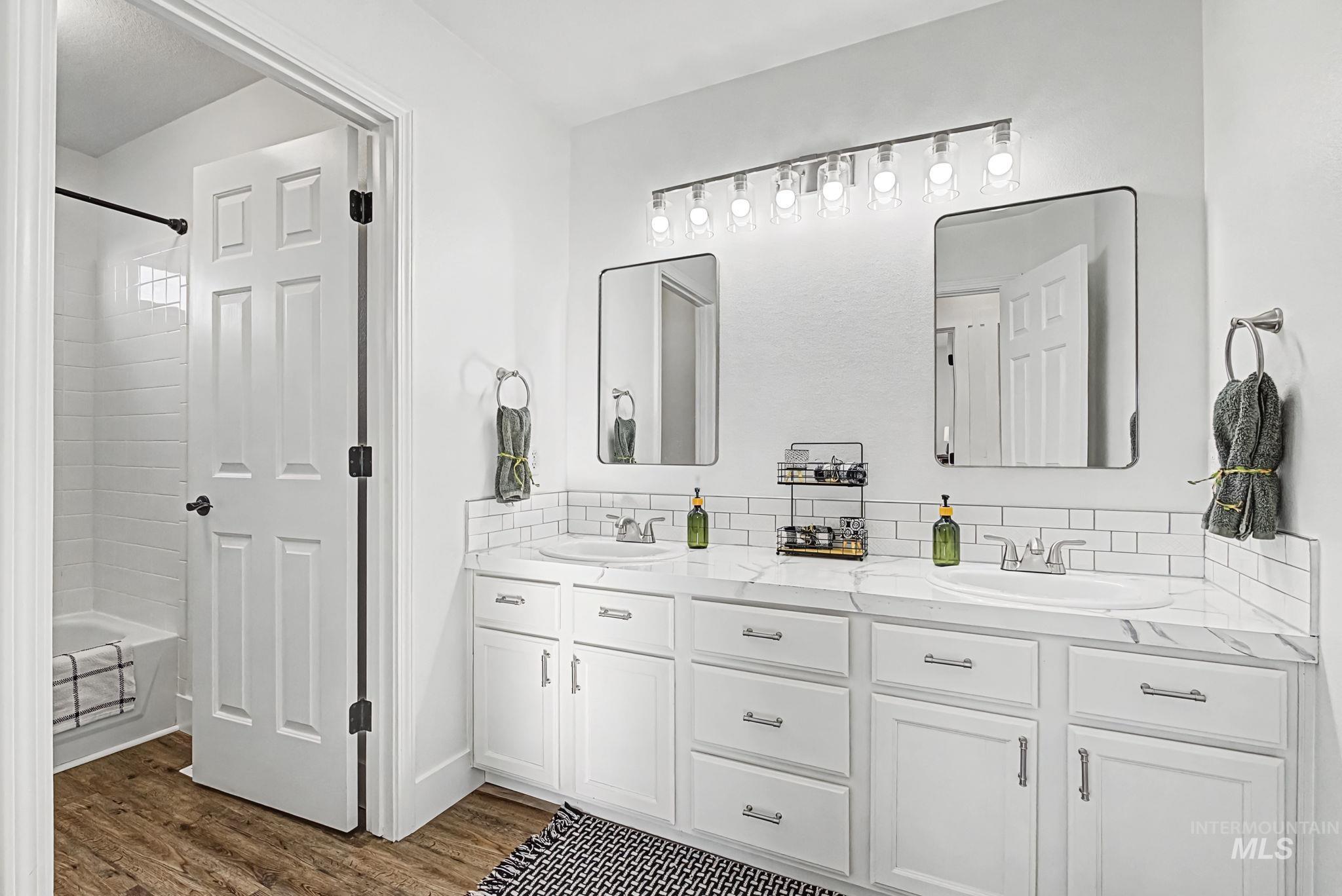 1824 N Swainson Ave., Meridian, Idaho 83646-4111, 3 Bedrooms, 2 Bathrooms, Residential For Sale, Price $429,900,MLS 98977386