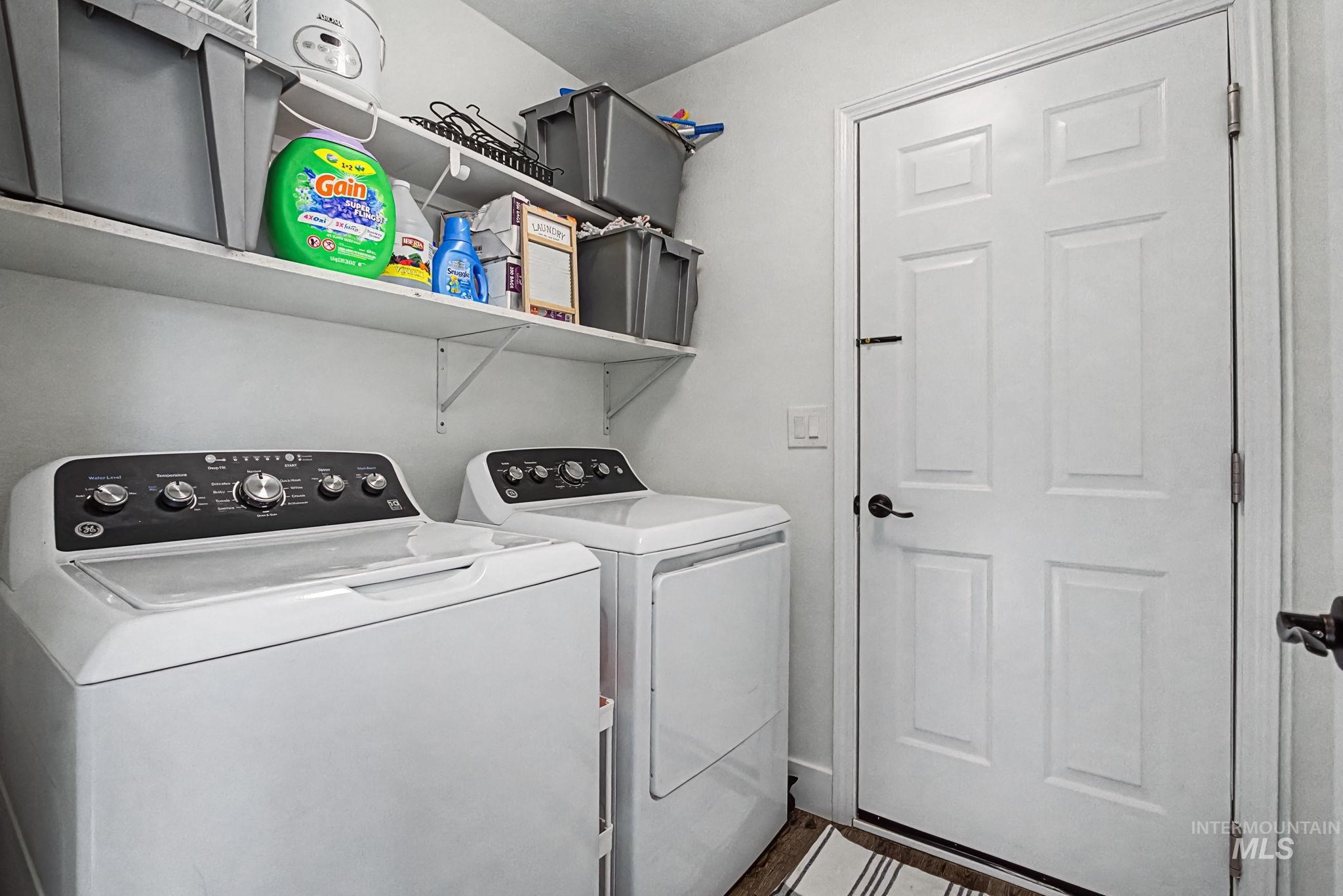 1824 N Swainson Ave., Meridian, Idaho 83646-4111, 3 Bedrooms, 2 Bathrooms, Residential For Sale, Price $429,900,MLS 98977386