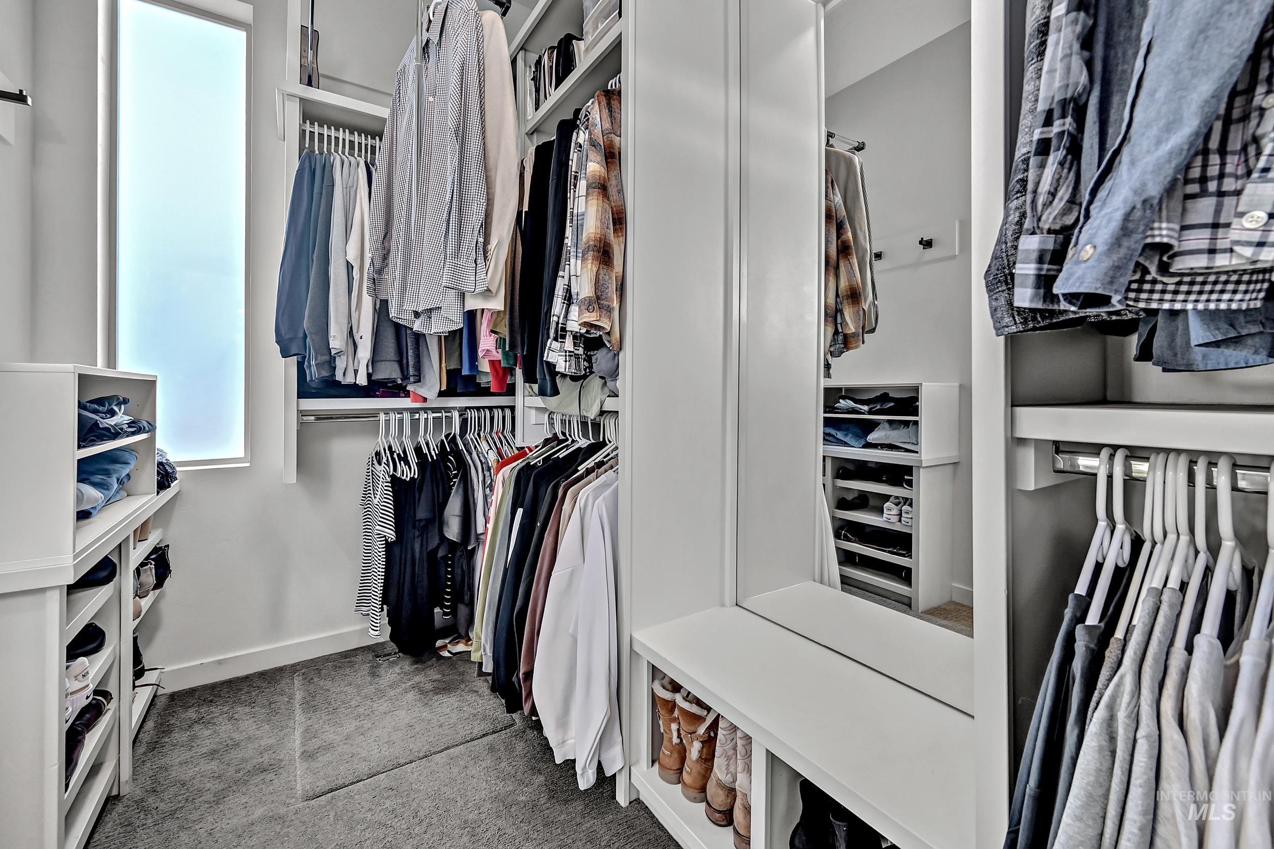 4164 E Goldstone Drive, Meridian, Idaho 83642, 4 Bedrooms, 3 Bathrooms, Residential For Sale, Price $997,000,MLS 98977387