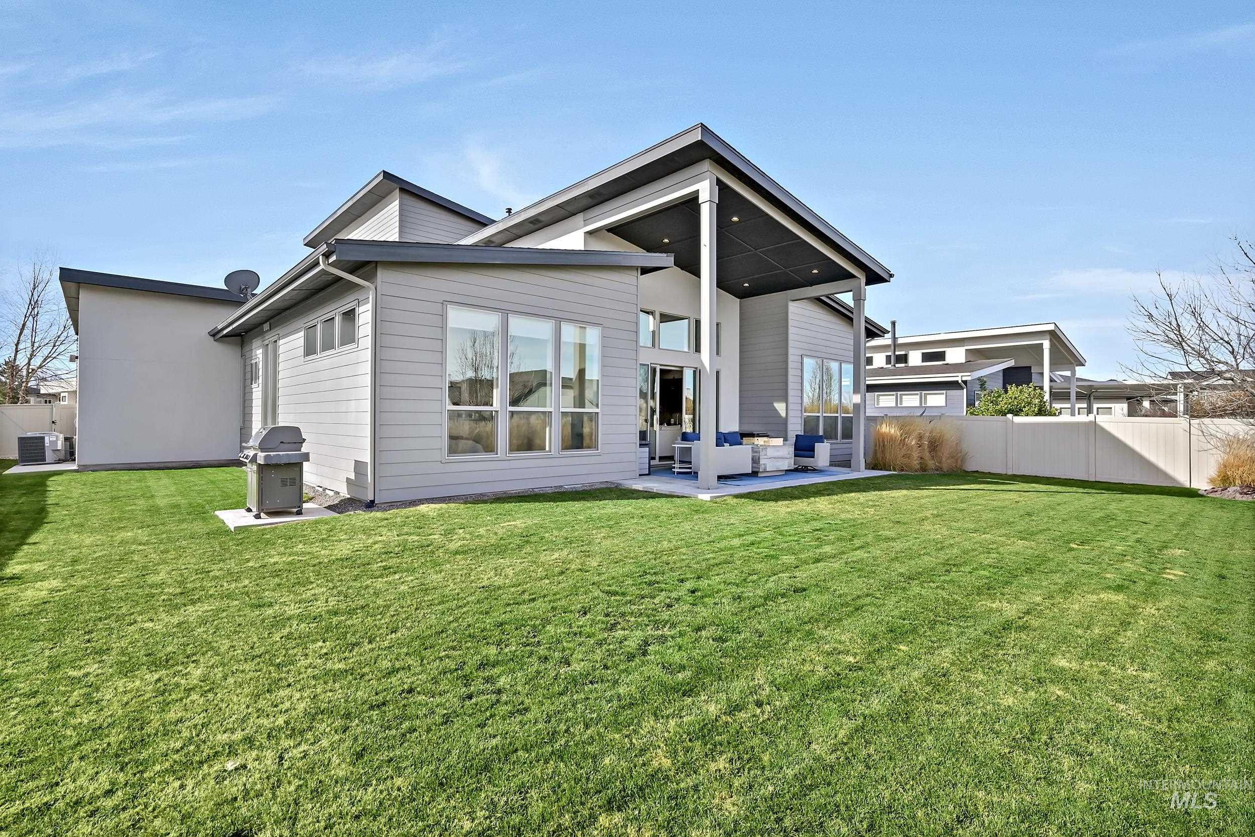 4164 E Goldstone Drive, Meridian, Idaho 83642, 4 Bedrooms, 3 Bathrooms, Residential For Sale, Price $949,900, 98977387