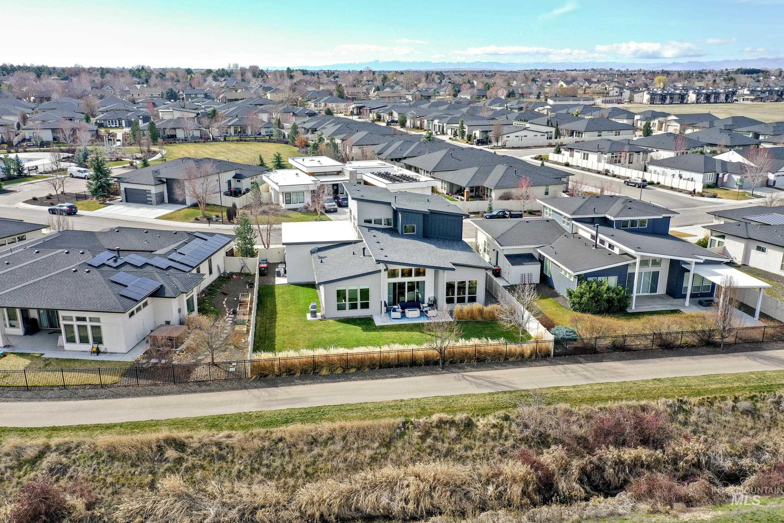 4164 E Goldstone Drive, Meridian, Idaho 83642, 4 Bedrooms, 3 Bathrooms, Residential For Sale, Price $949,900, 98977387