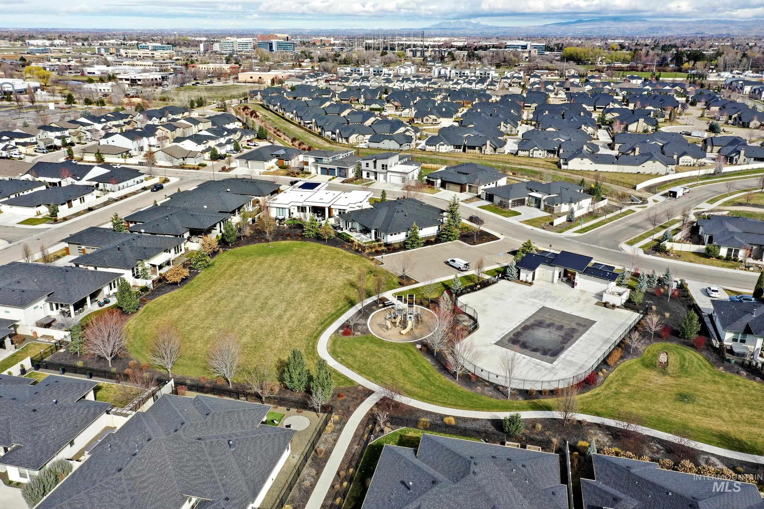 4164 E Goldstone Drive, Meridian, Idaho 83642, 4 Bedrooms, 3 Bathrooms, Residential For Sale, Price $997,000,MLS 98977387