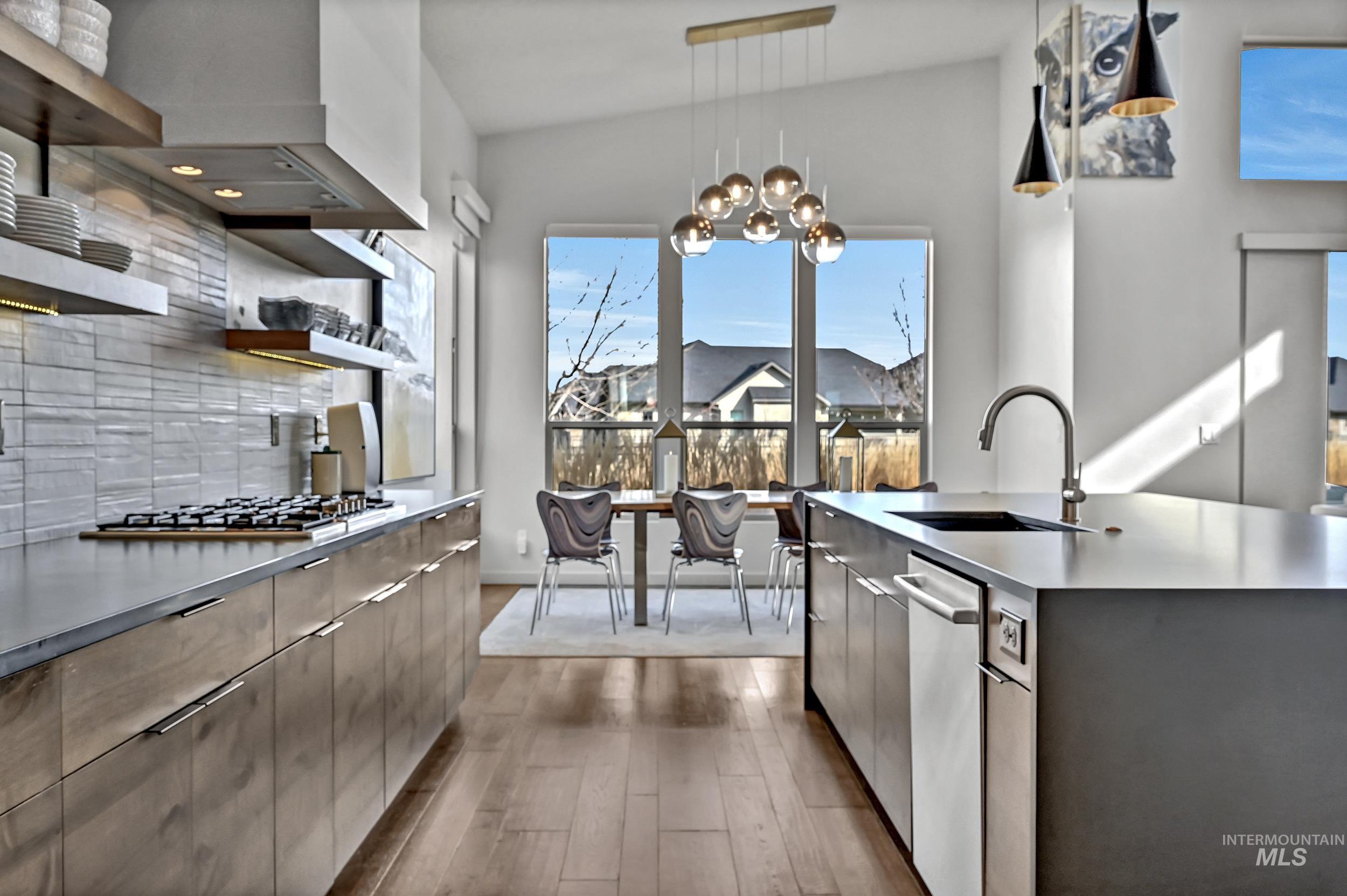 4164 E Goldstone Drive, Meridian, Idaho 83642, 4 Bedrooms, 3 Bathrooms, Residential For Sale, Price $997,000,MLS 98977387