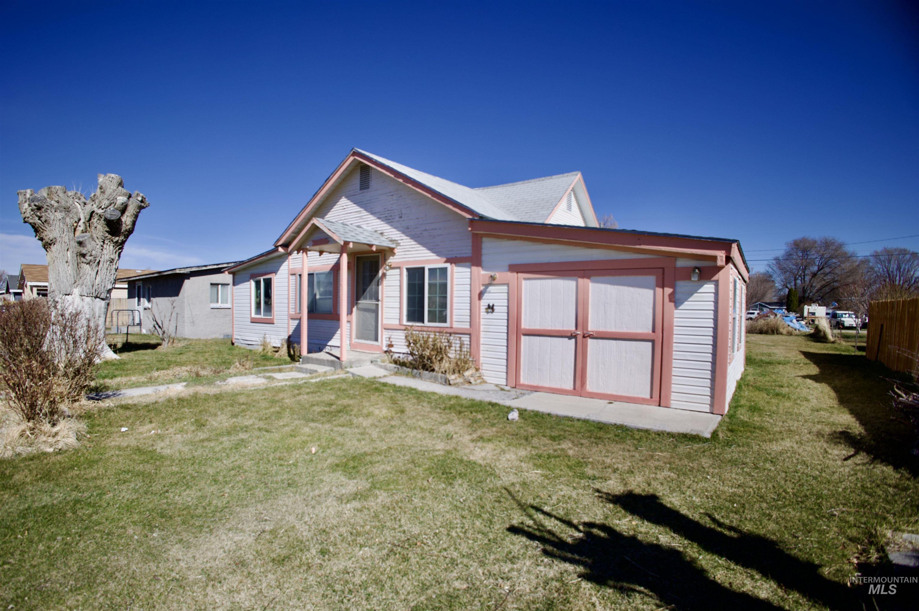 643 Conant Avenue, Burley, Idaho 83318, 3 Bedrooms, 1 Bathroom, Residential For Sale, Price $225,000, 98977390