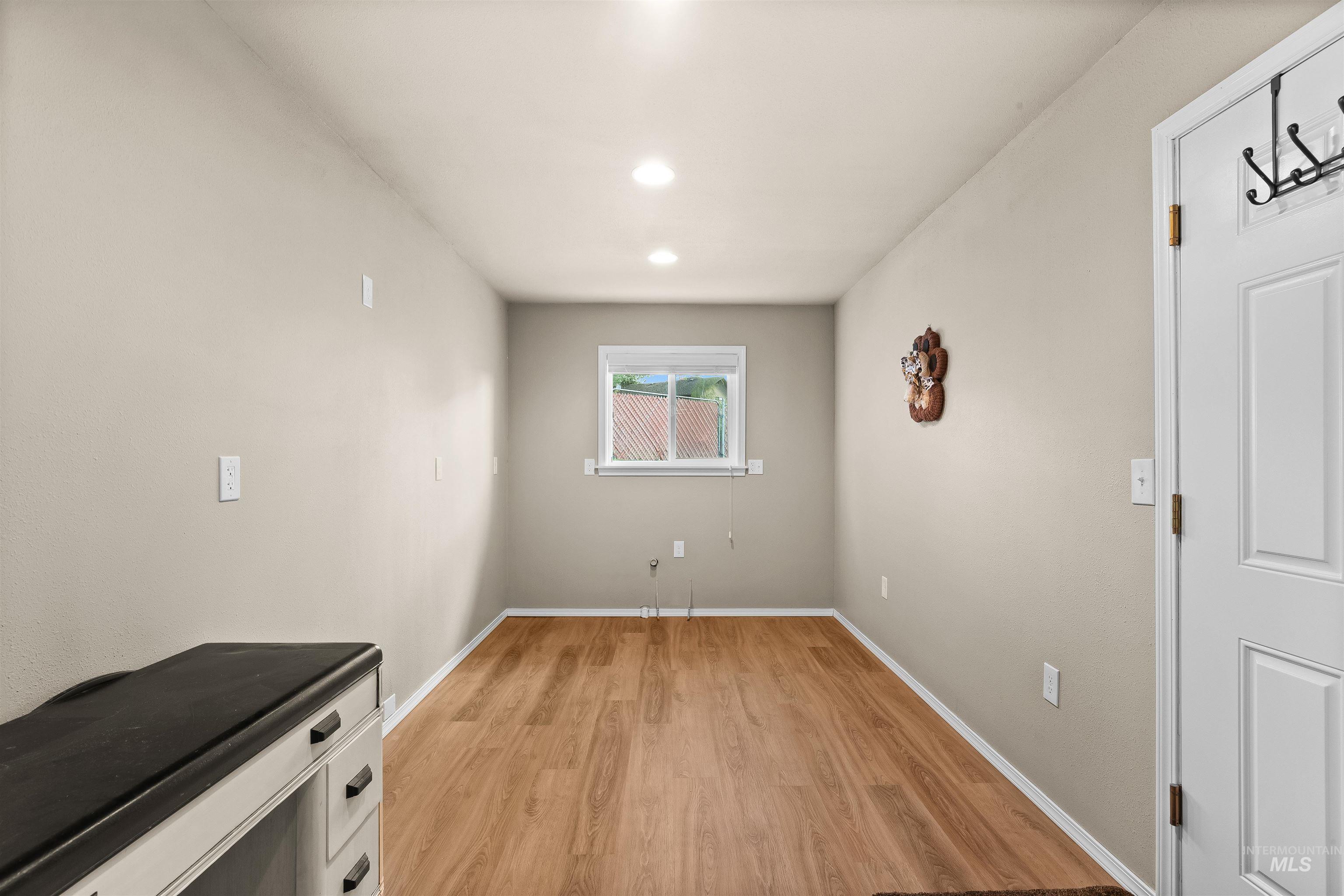 3413 Bluebird Circle, Lewiston, Idaho 83501, 4 Bedrooms, 6 Bathrooms, Residential For Sale, Price $755,000,MLS 98977393