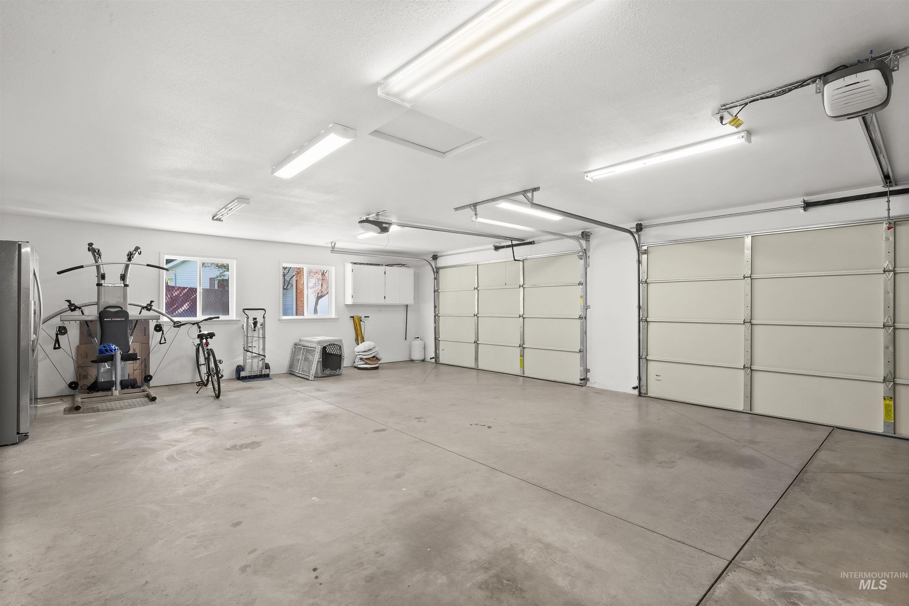 3413 Bluebird Circle, Lewiston, Idaho 83501, 4 Bedrooms, 6 Bathrooms, Residential For Sale, Price $755,000,MLS 98977393